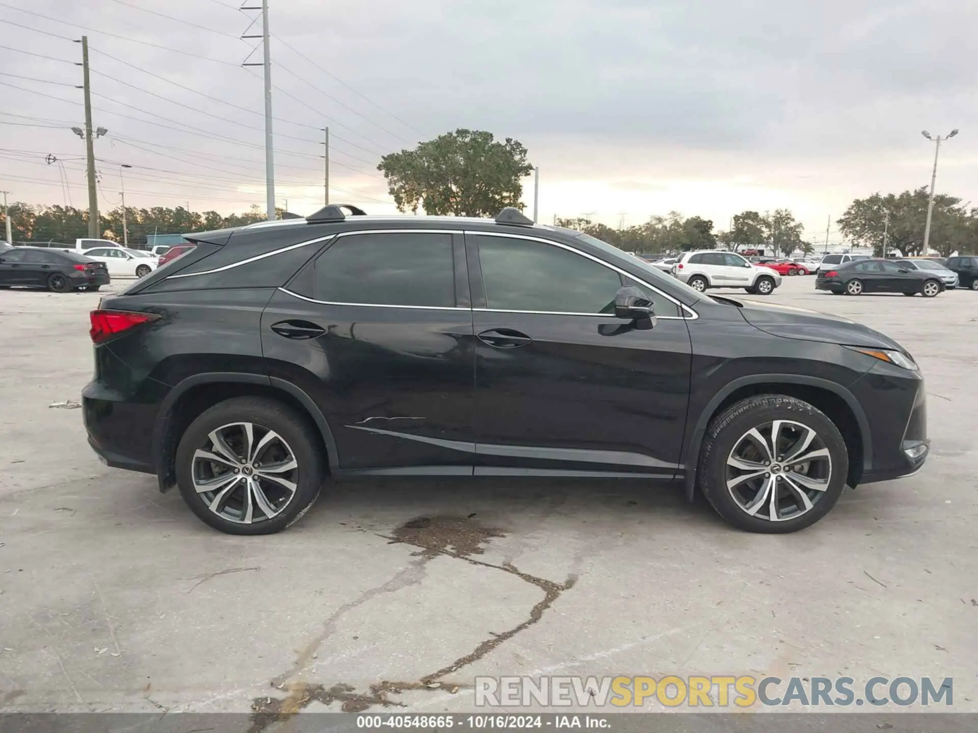 13 fotografías del automóvil dañado 2T2HZMAA4NC245061 LEXUS RX 350 2022