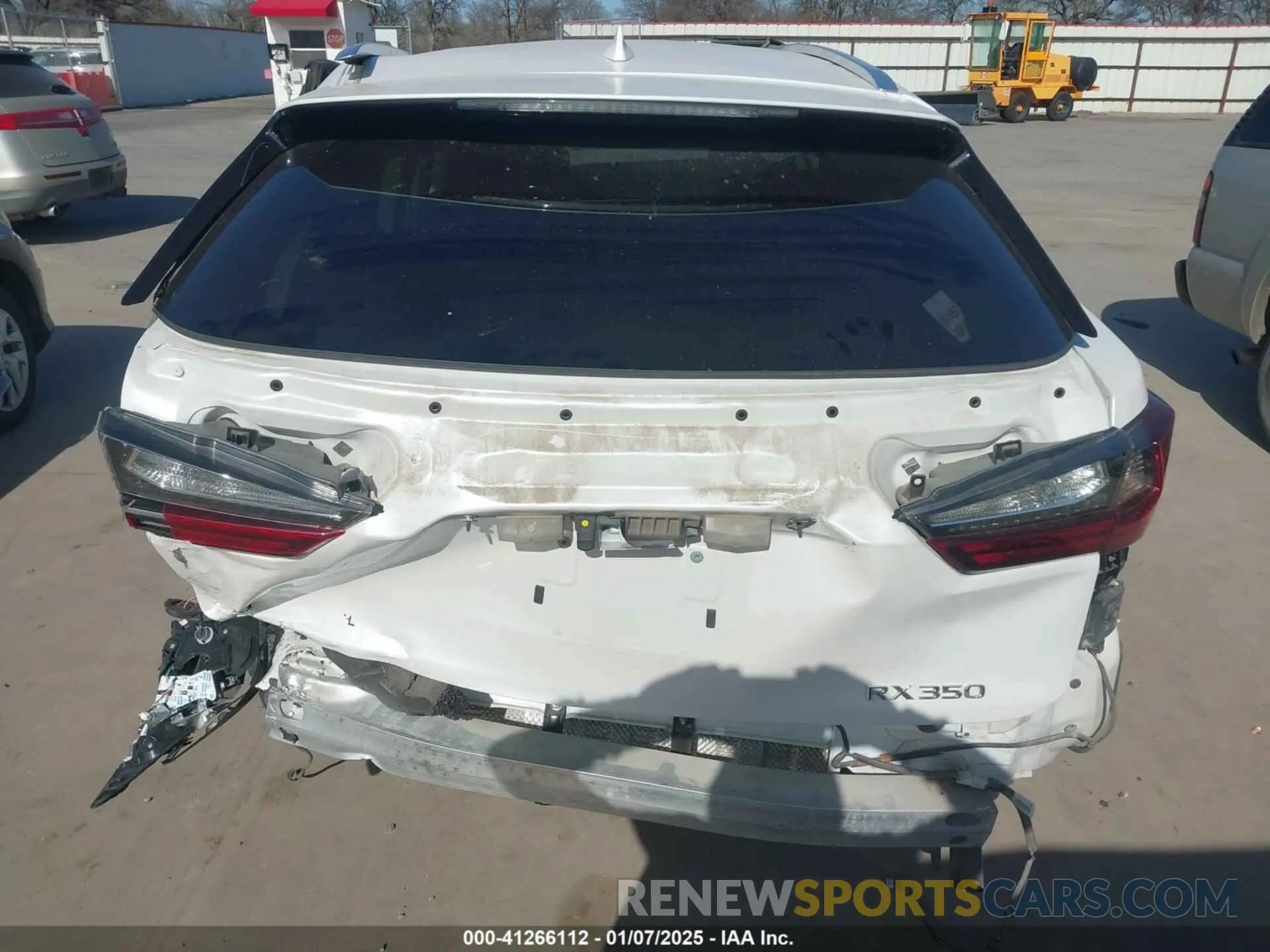 17 fotografías del automóvil dañado 2T2HZMAA9NC234752 LEXUS RX 350 2022