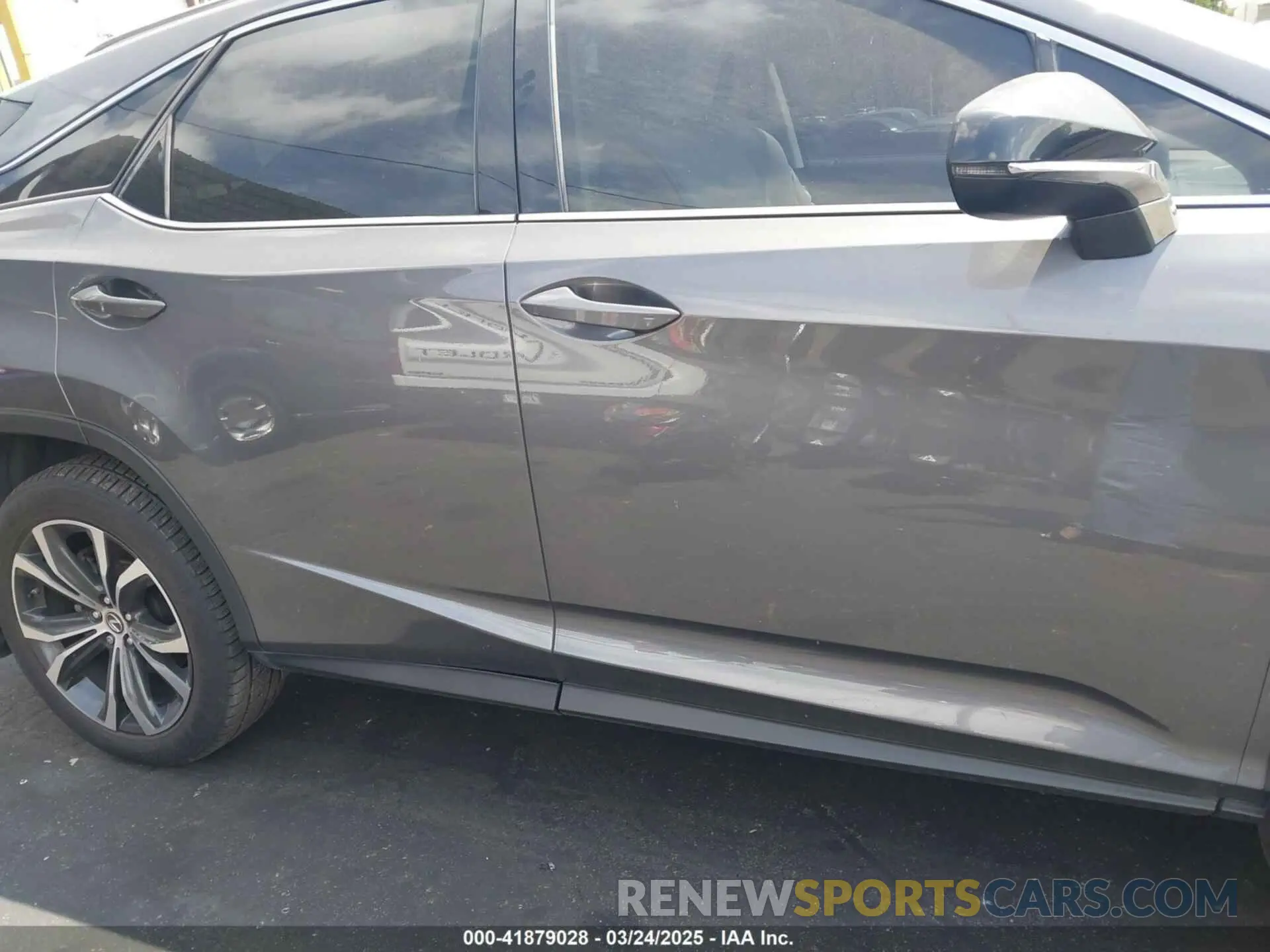14 fotografías del automóvil dañado 2T2HZMAAXNC228510 LEXUS RX 350 2022