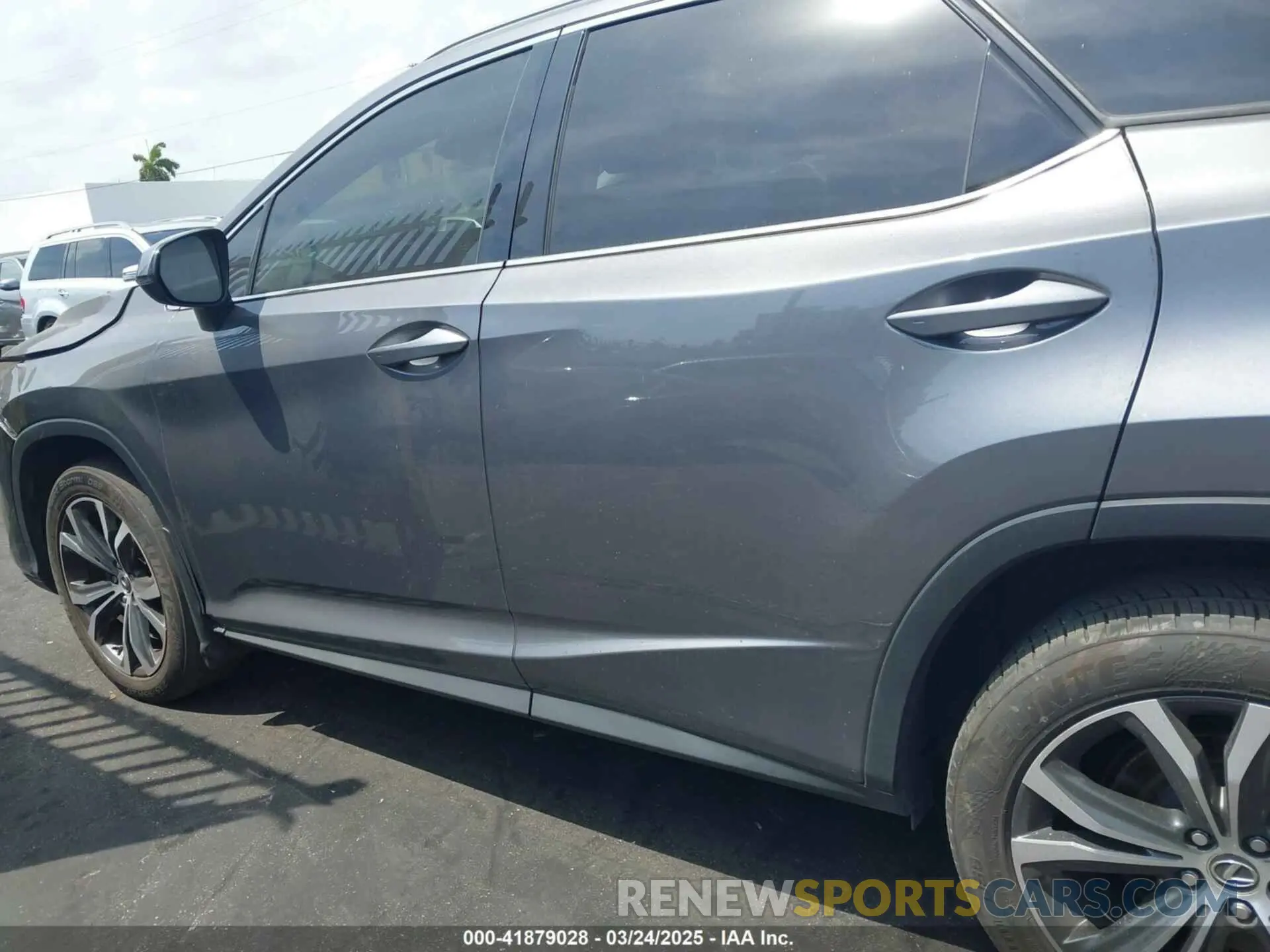 15 fotografías del automóvil dañado 2T2HZMAAXNC228510 LEXUS RX 350 2022