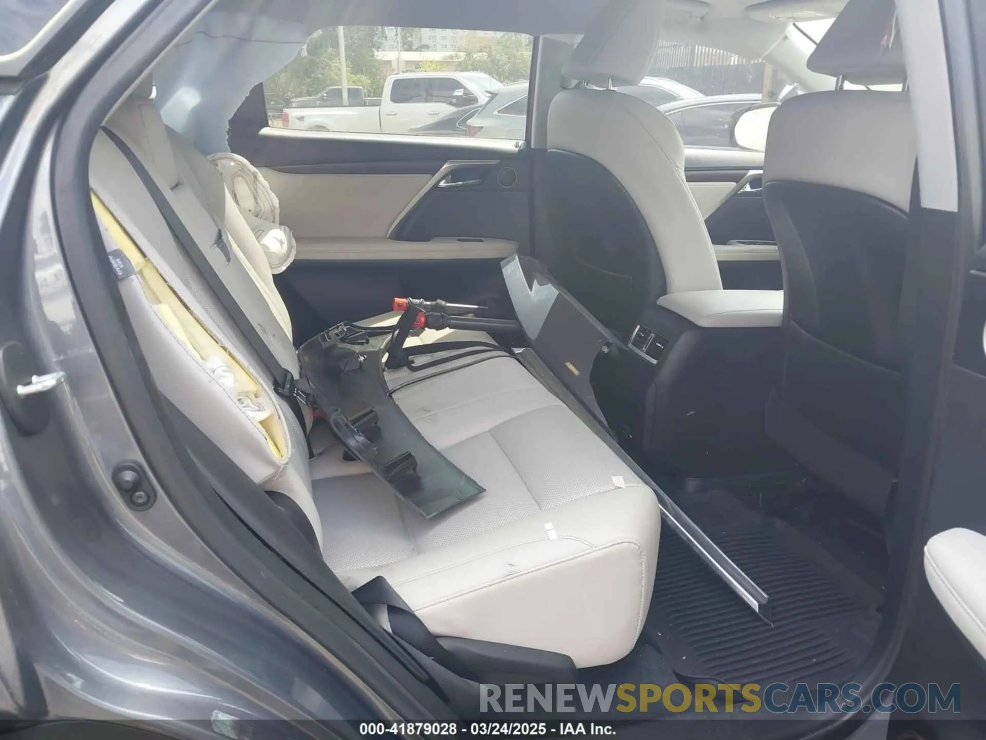 8 fotografías del automóvil dañado 2T2HZMAAXNC228510 LEXUS RX 350 2022