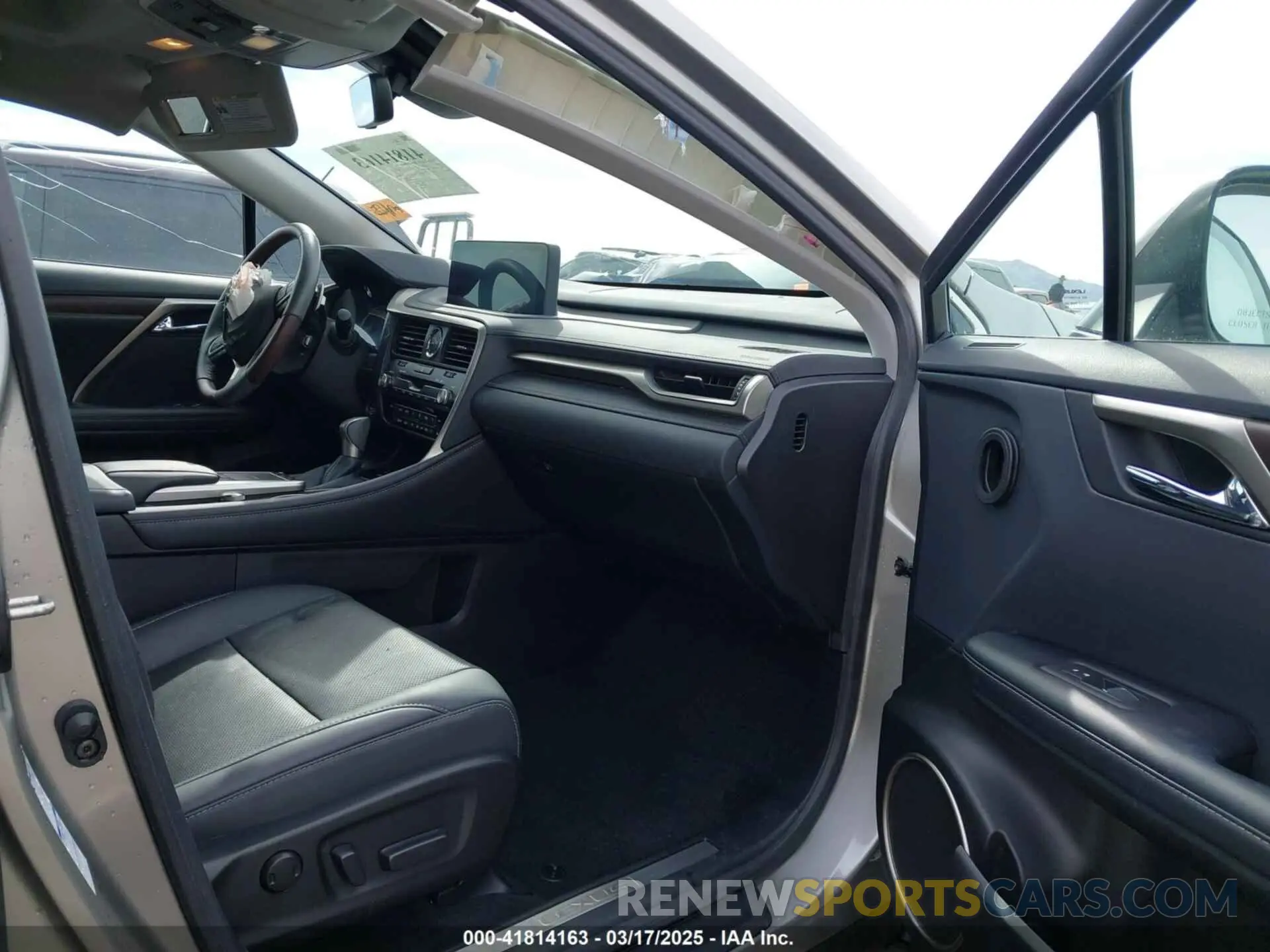 5 fotografías del automóvil dañado 2T2HZMDA4NC349643 LEXUS RX 350 2022