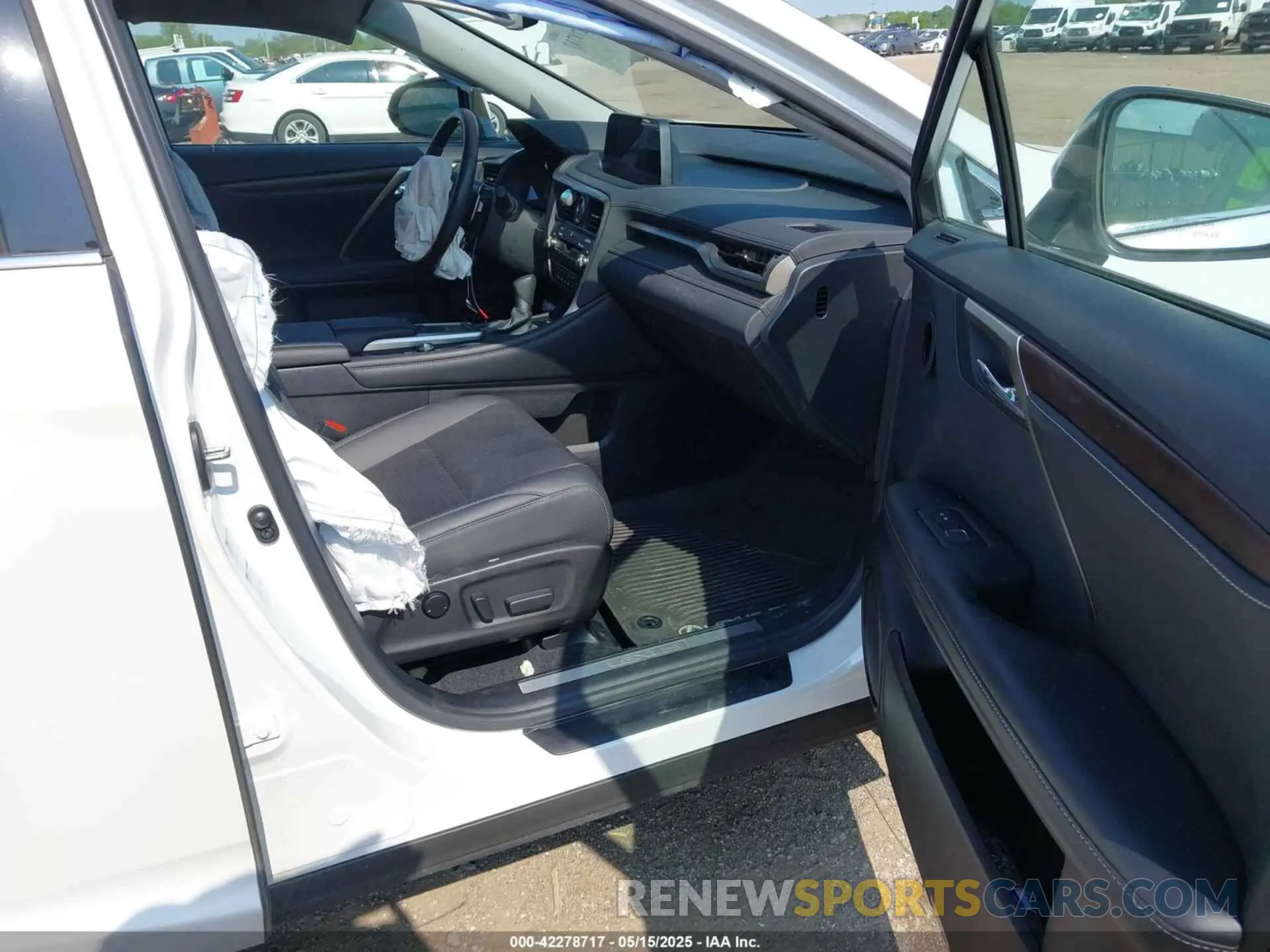 5 fotografías del automóvil dañado 2T2HZMDA5NC351692 LEXUS RX 350 2022