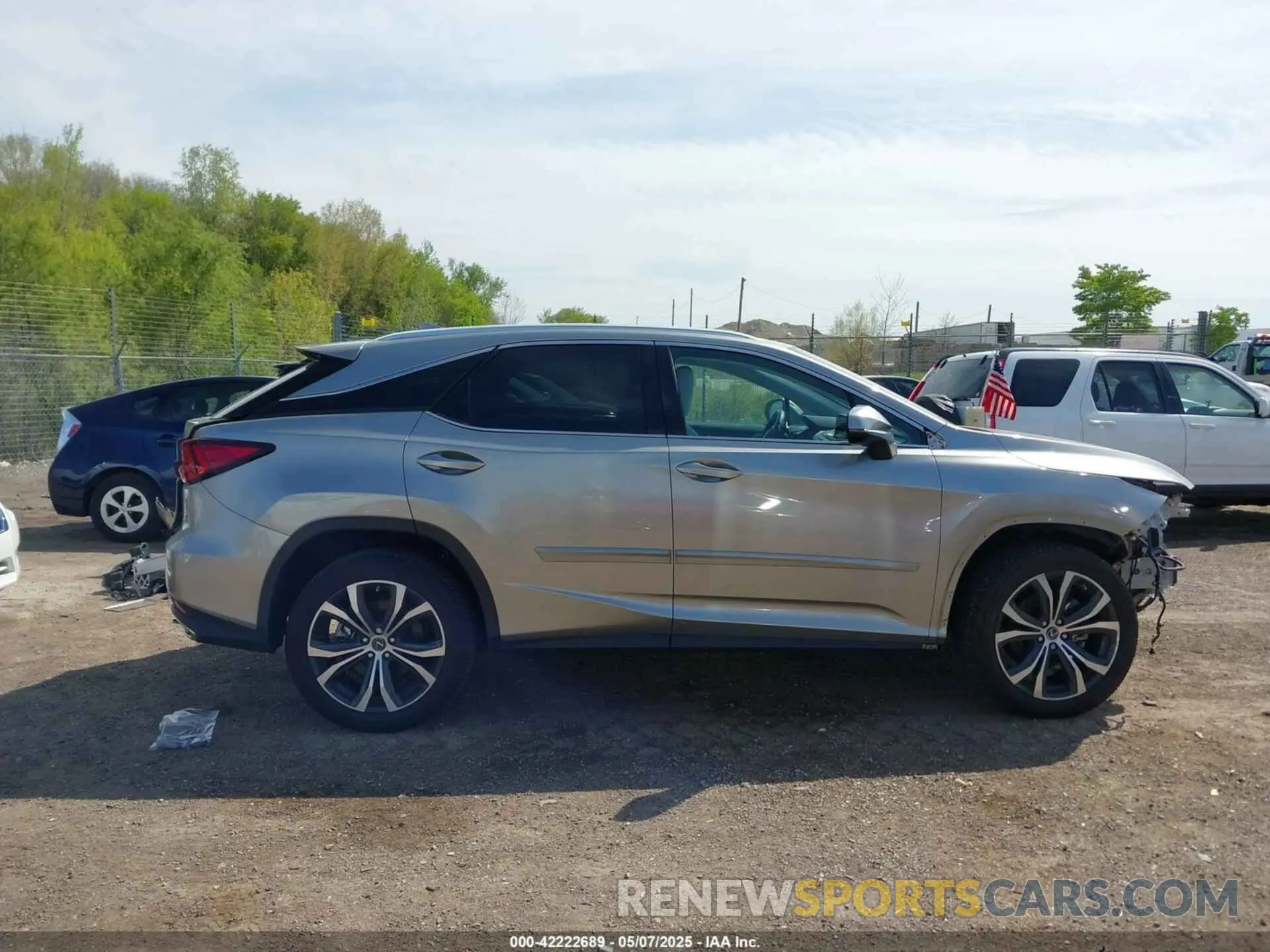 14 fotografías del automóvil dañado 2T2HZMDA8NC356417 LEXUS RX 350 2022