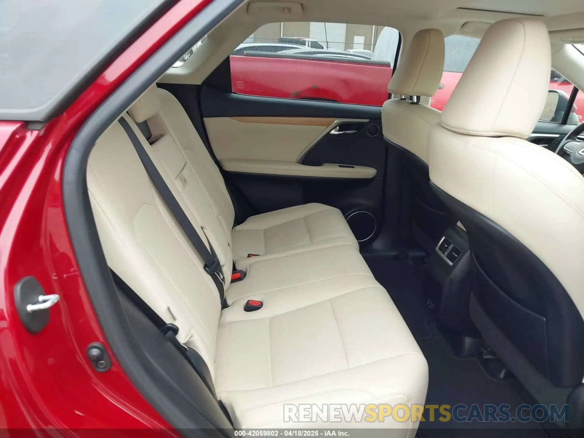 8 fotografías del automóvil dañado JTJHZMDAXN2058225 LEXUS RX 350 2022