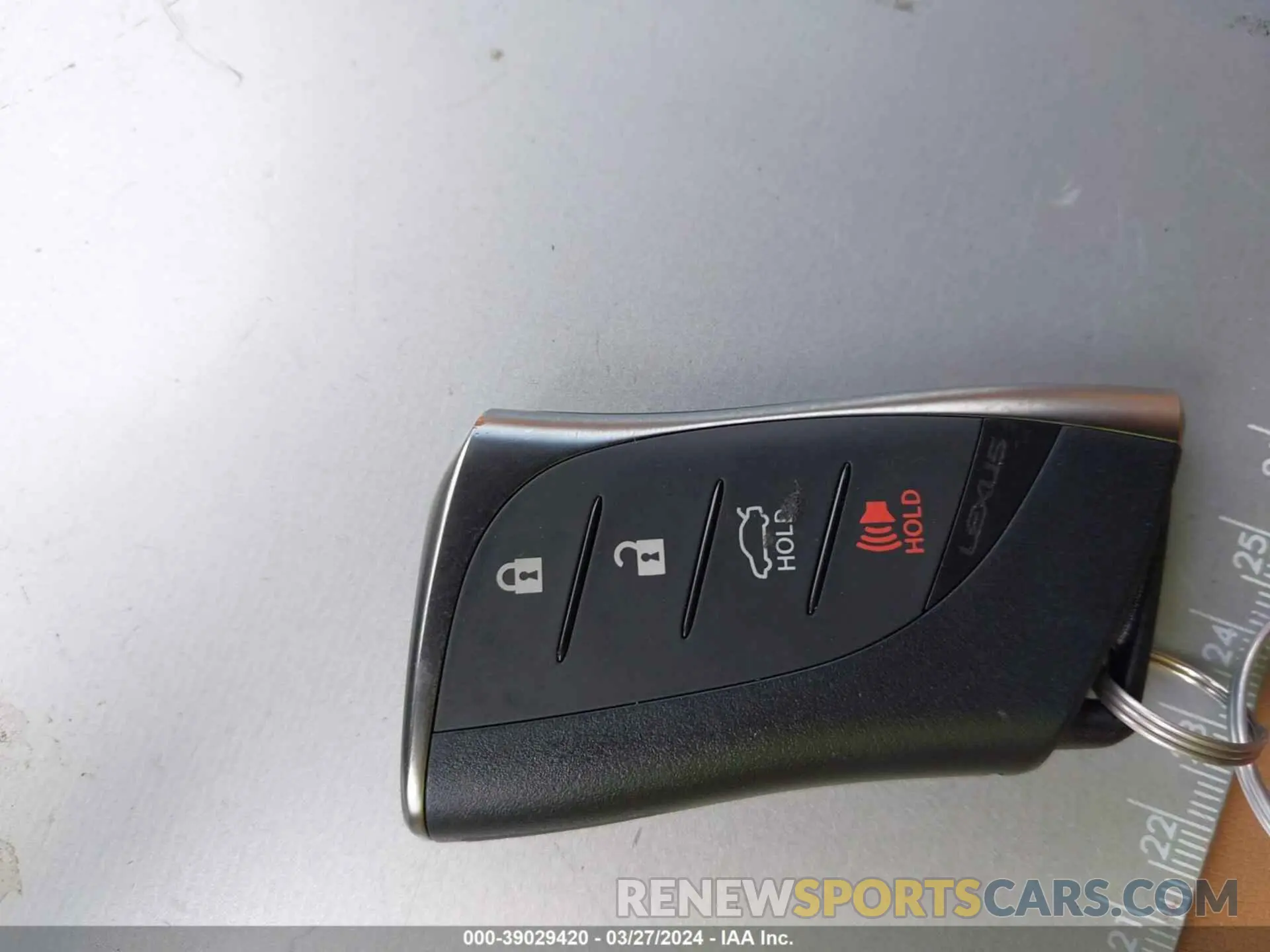 11 fotografías del automóvil dañado 2T2BAMBA0PC017637 LEXUS RX 350 2023