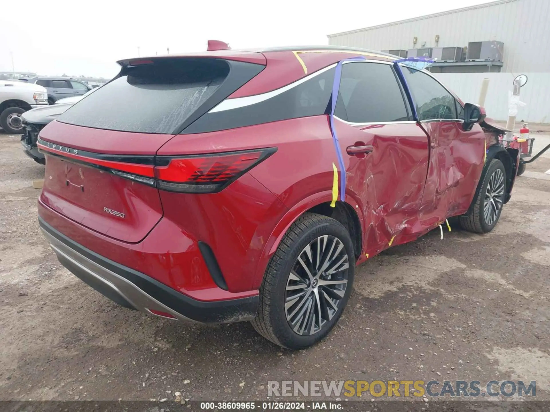 4 fotografías del automóvil dañado 2T2BAMBA0PC021882 LEXUS RX 350 2023