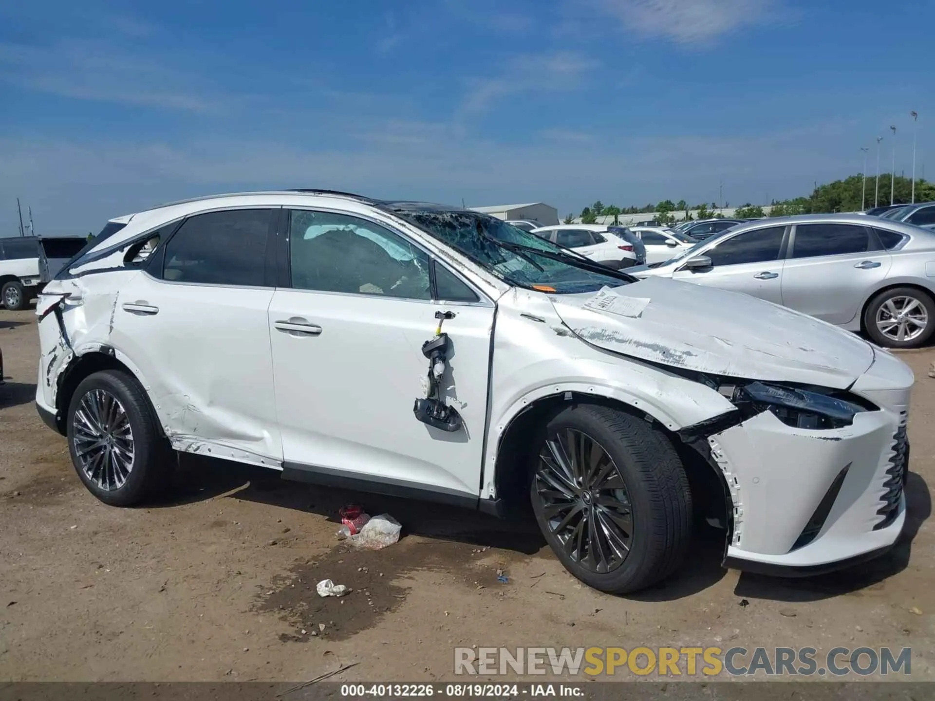 12 fotografías del automóvil dañado 2T2BAMBA1PC021437 LEXUS RX 350 2023
