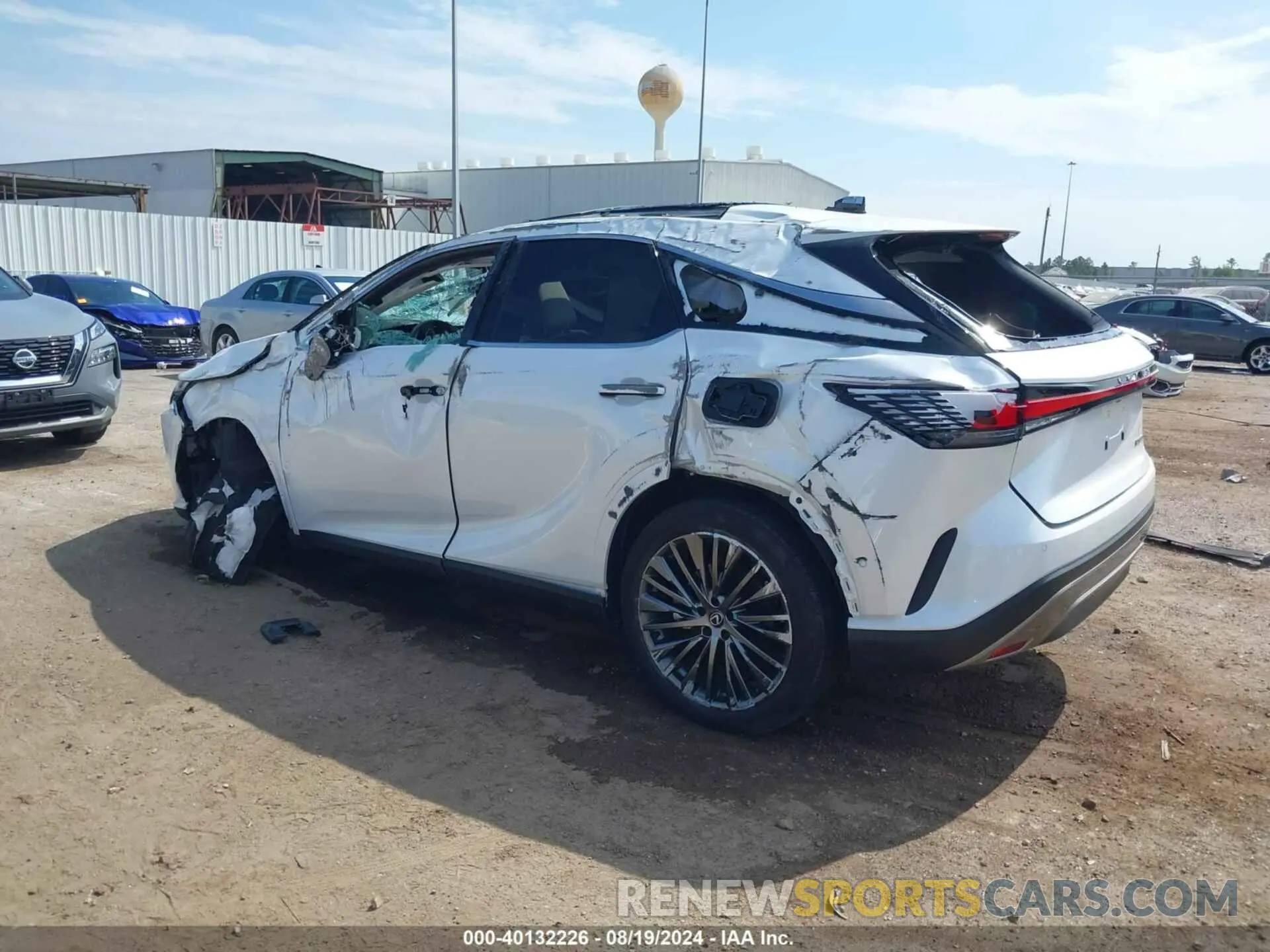 3 fotografías del automóvil dañado 2T2BAMBA1PC021437 LEXUS RX 350 2023