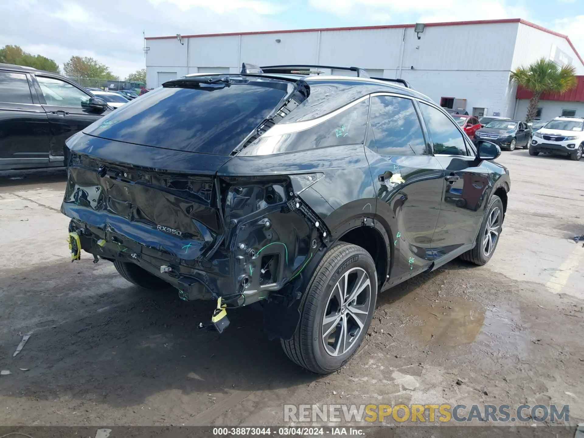 4 fotografías del automóvil dañado 2T2BAMBA3PC003683 LEXUS RX 350 2023