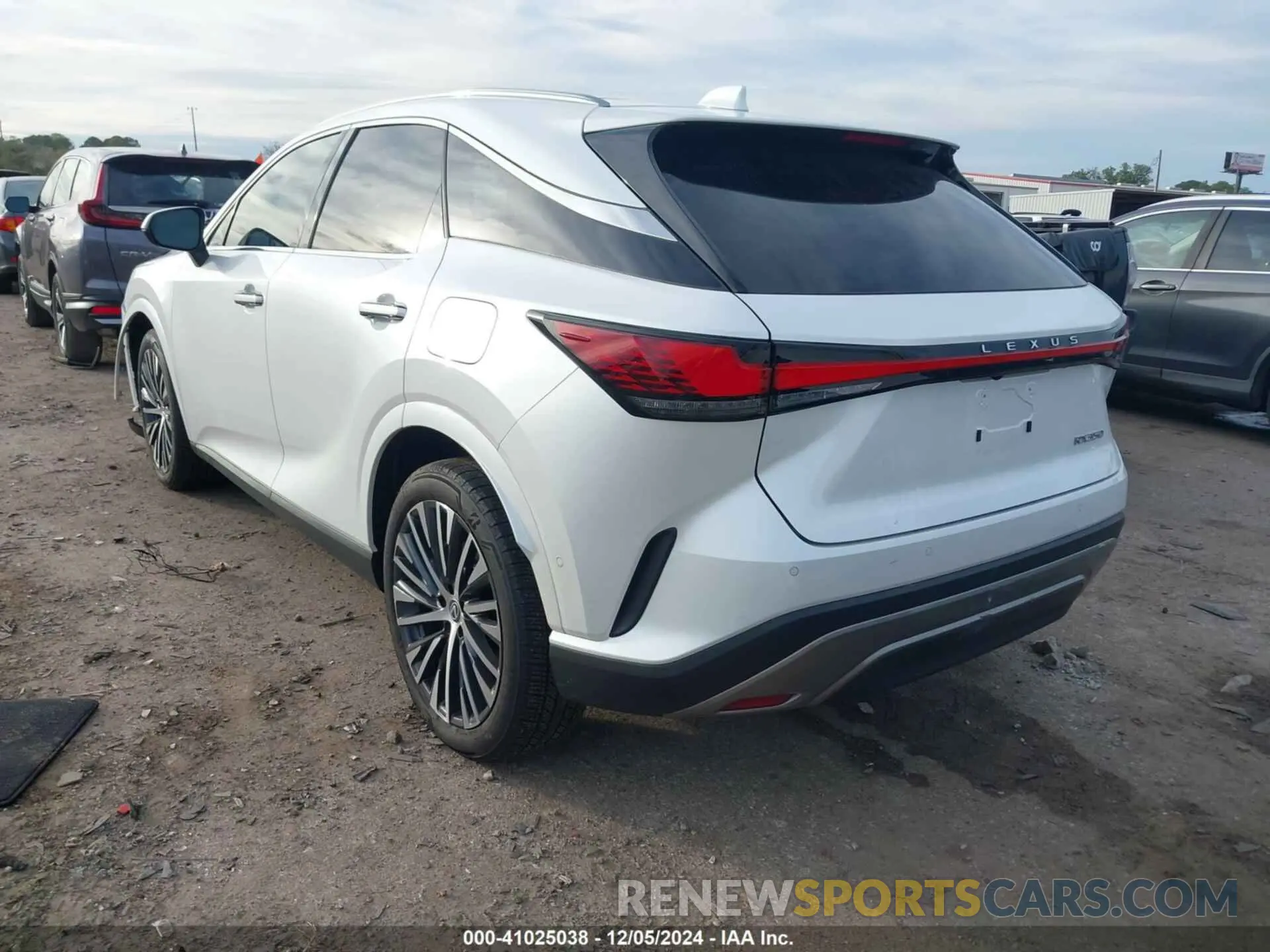 3 fotografías del automóvil dañado 2T2BAMBA3PC011153 LEXUS RX 350 2023