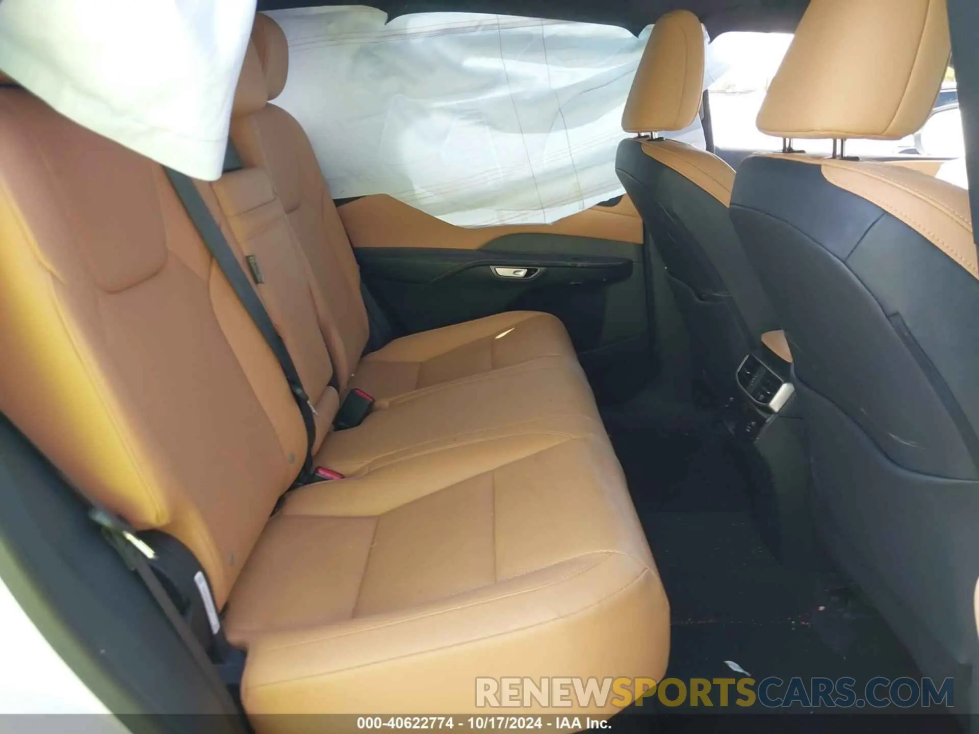 8 fotografías del automóvil dañado 2T2BAMBA3PC022332 LEXUS RX 350 2023