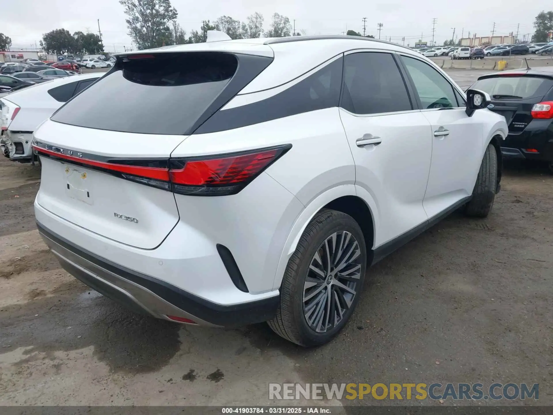 4 fotografías del automóvil dañado 2T2BAMBA6PC013530 LEXUS RX 350 2023