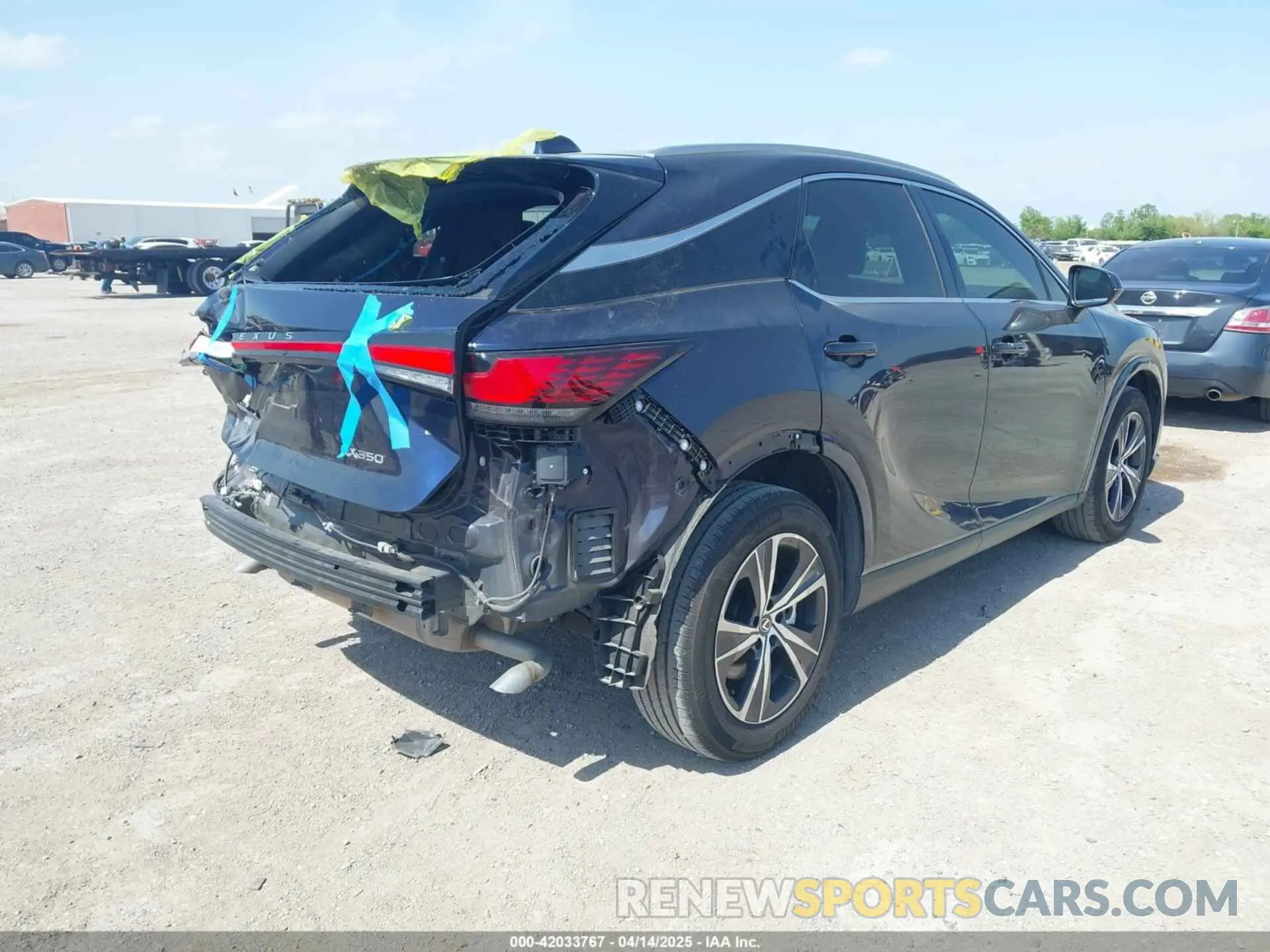 4 fotografías del automóvil dañado 2T2BAMBA6PC021319 LEXUS RX 350 2023