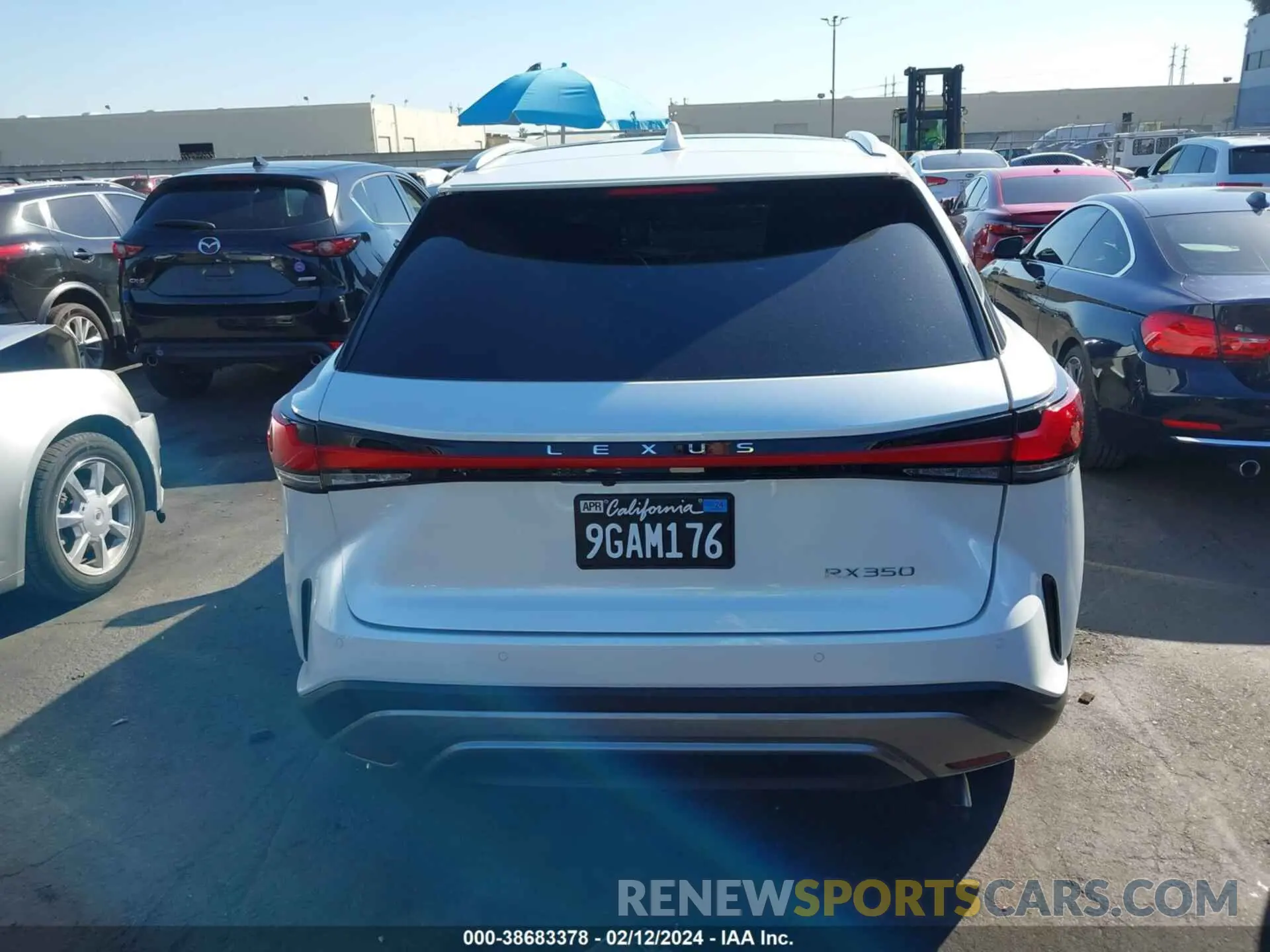 17 fotografías del automóvil dañado 2T2BAMBA7PC008952 LEXUS RX 350 2023