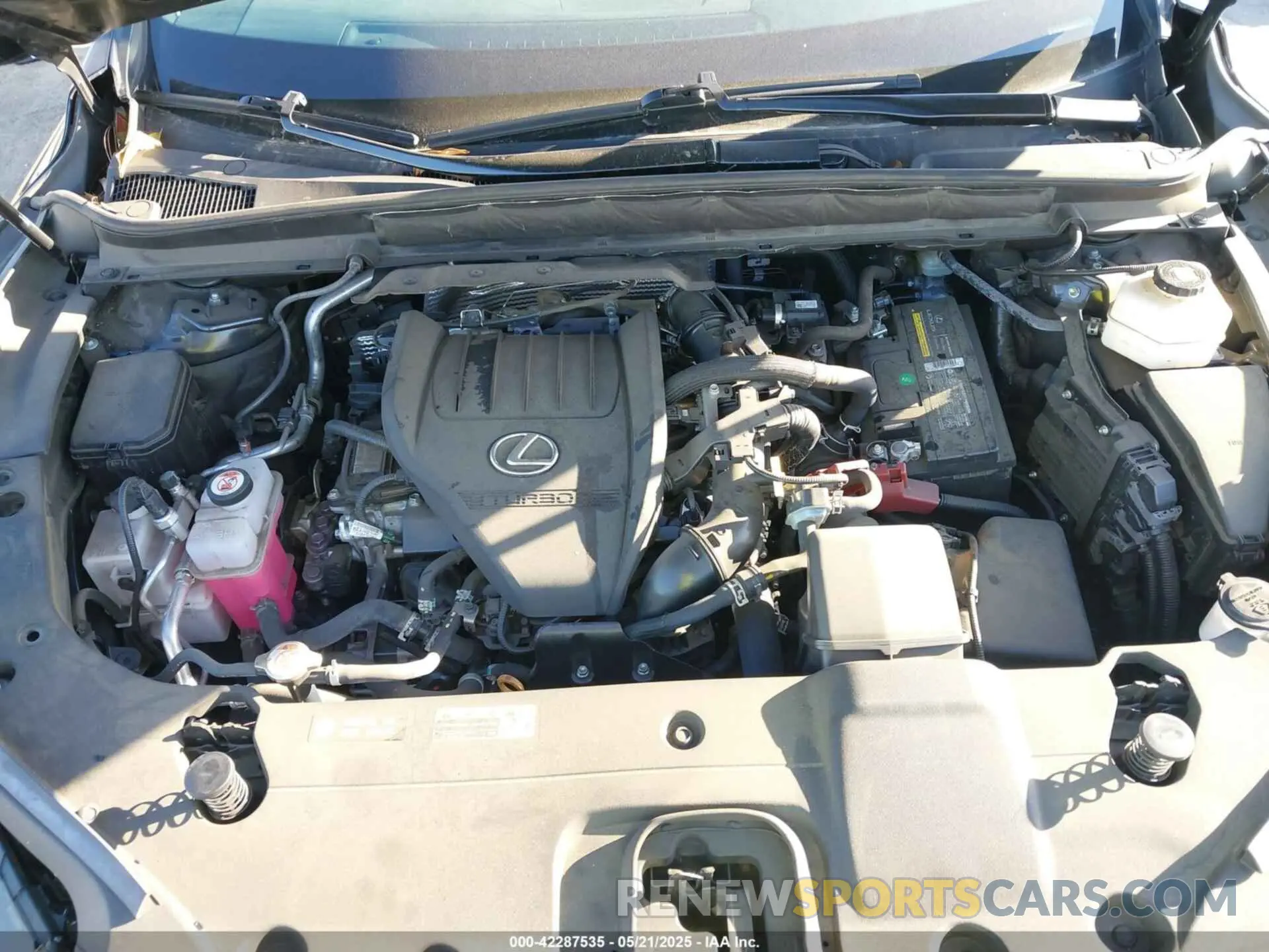 10 fotografías del automóvil dañado 2T2BAMBAXPC005107 LEXUS RX 350 2023