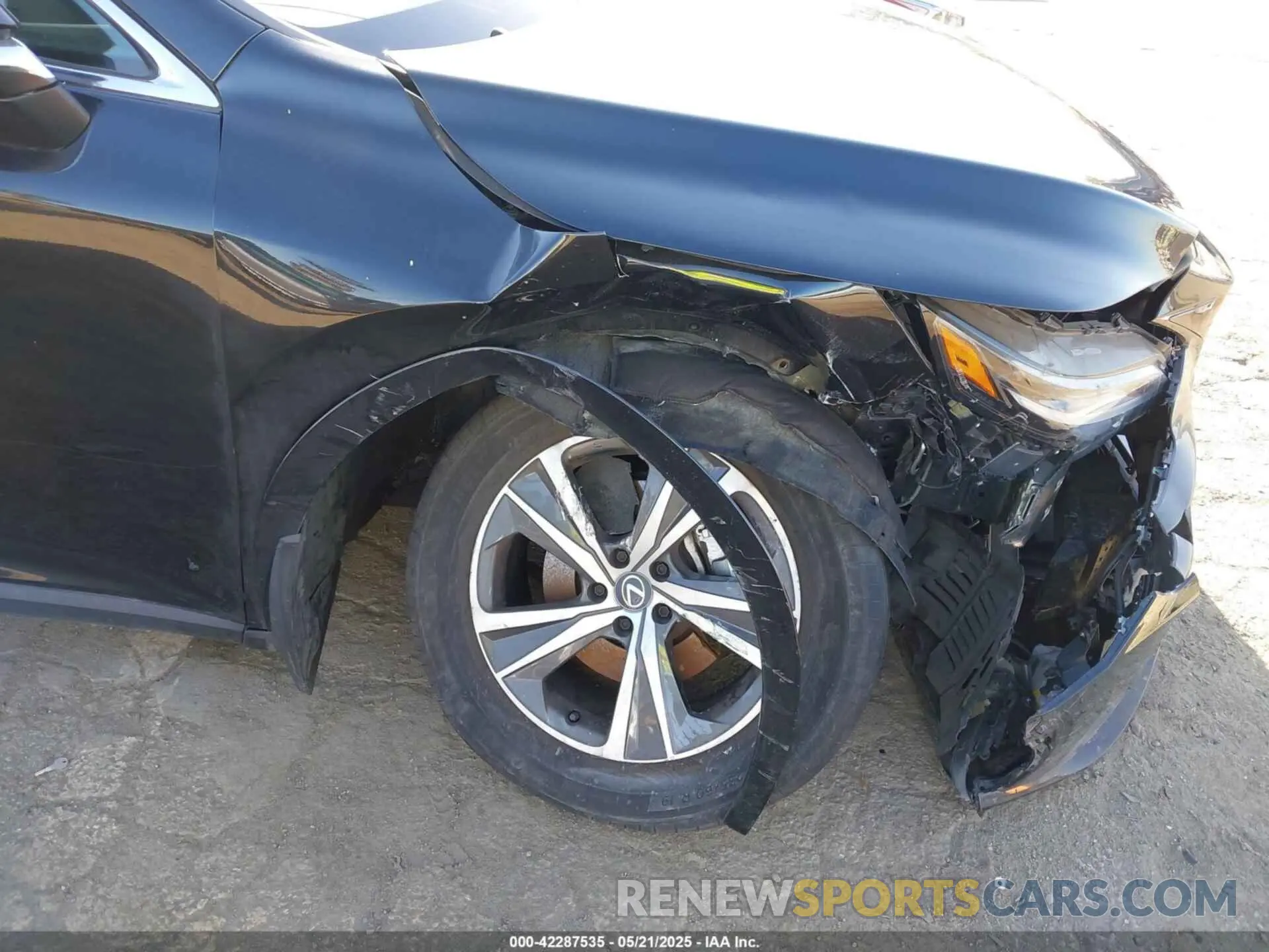6 fotografías del automóvil dañado 2T2BAMBAXPC005107 LEXUS RX 350 2023