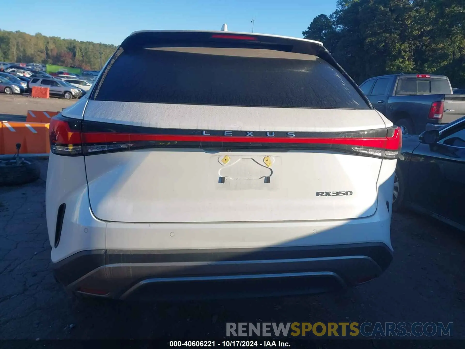 16 fotografías del automóvil dañado 2T2BAMBAXPC015524 LEXUS RX 350 2023
