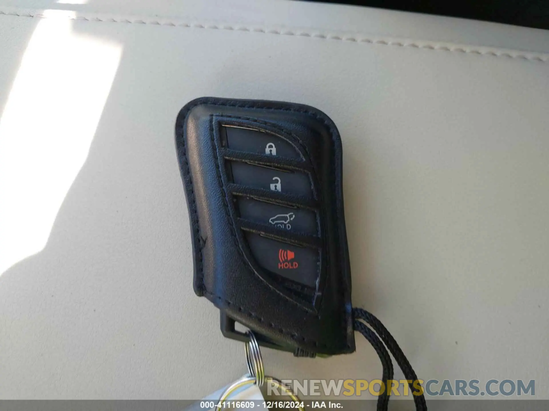 11 fotografías del automóvil dañado 2T2BAMBAXPC019203 LEXUS RX 350 2023