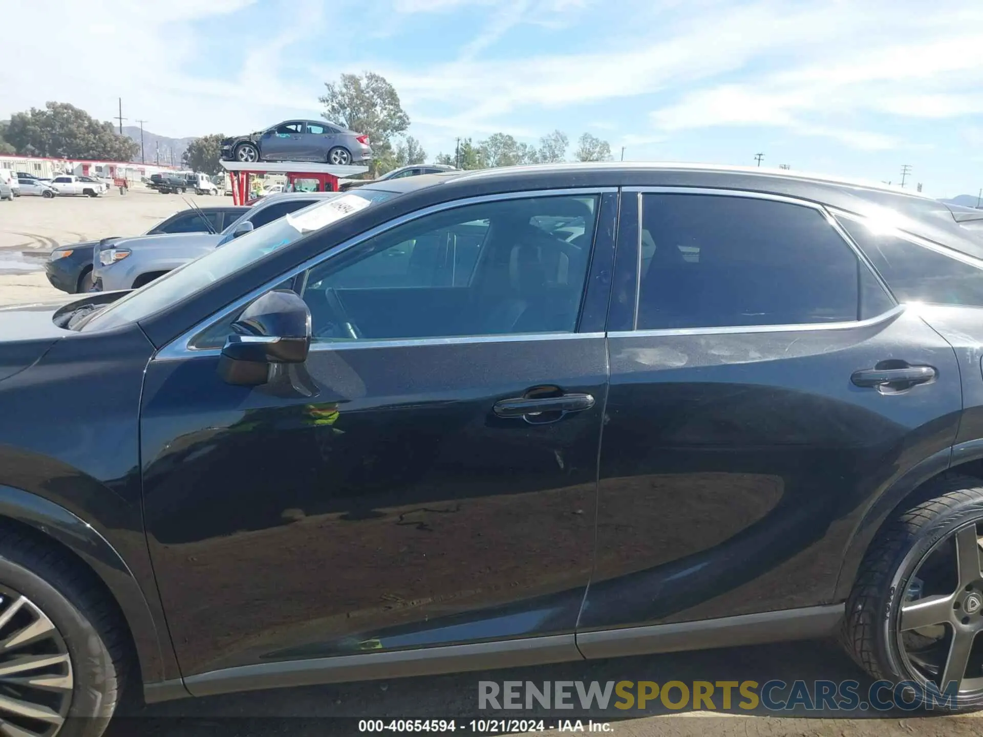 13 fotografías del automóvil dañado 2T2BAMCA0PC038339 LEXUS RX 350 2023