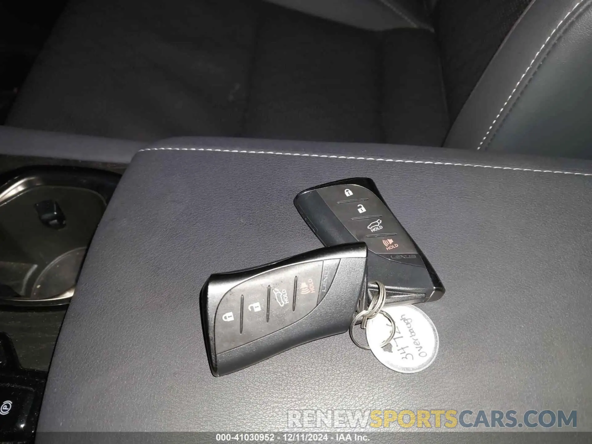 11 fotografías del automóvil dañado 2T2BAMCA4PC006624 LEXUS RX 350 2023