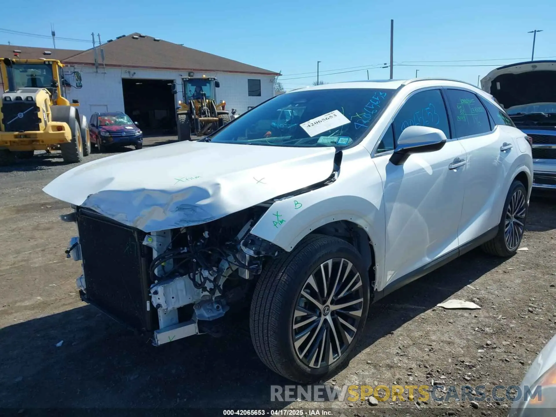 2 fotografías del automóvil dañado 2T2BAMCA5PC011069 LEXUS RX 350 2023