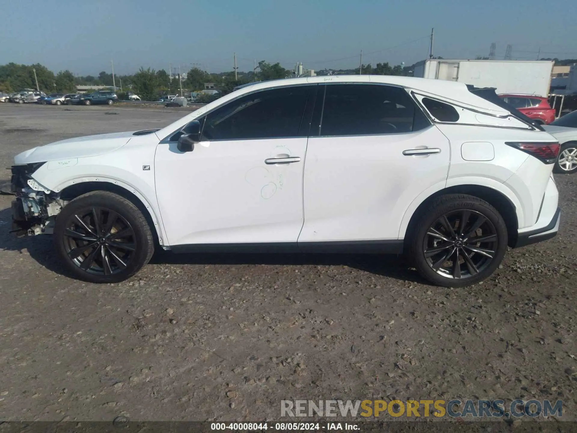 14 fotografías del automóvil dañado 2T2BAMCA6PC015115 LEXUS RX 350 2023