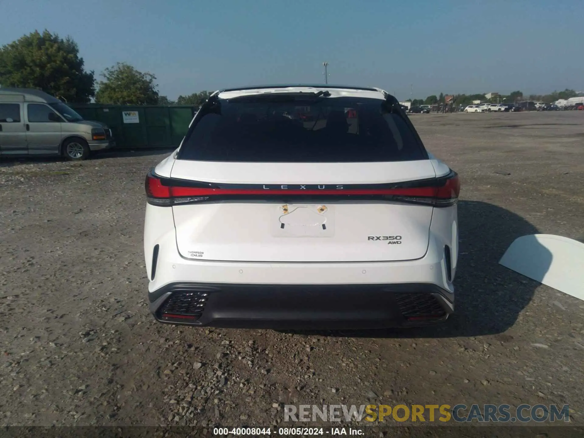 16 fotografías del automóvil dañado 2T2BAMCA6PC015115 LEXUS RX 350 2023