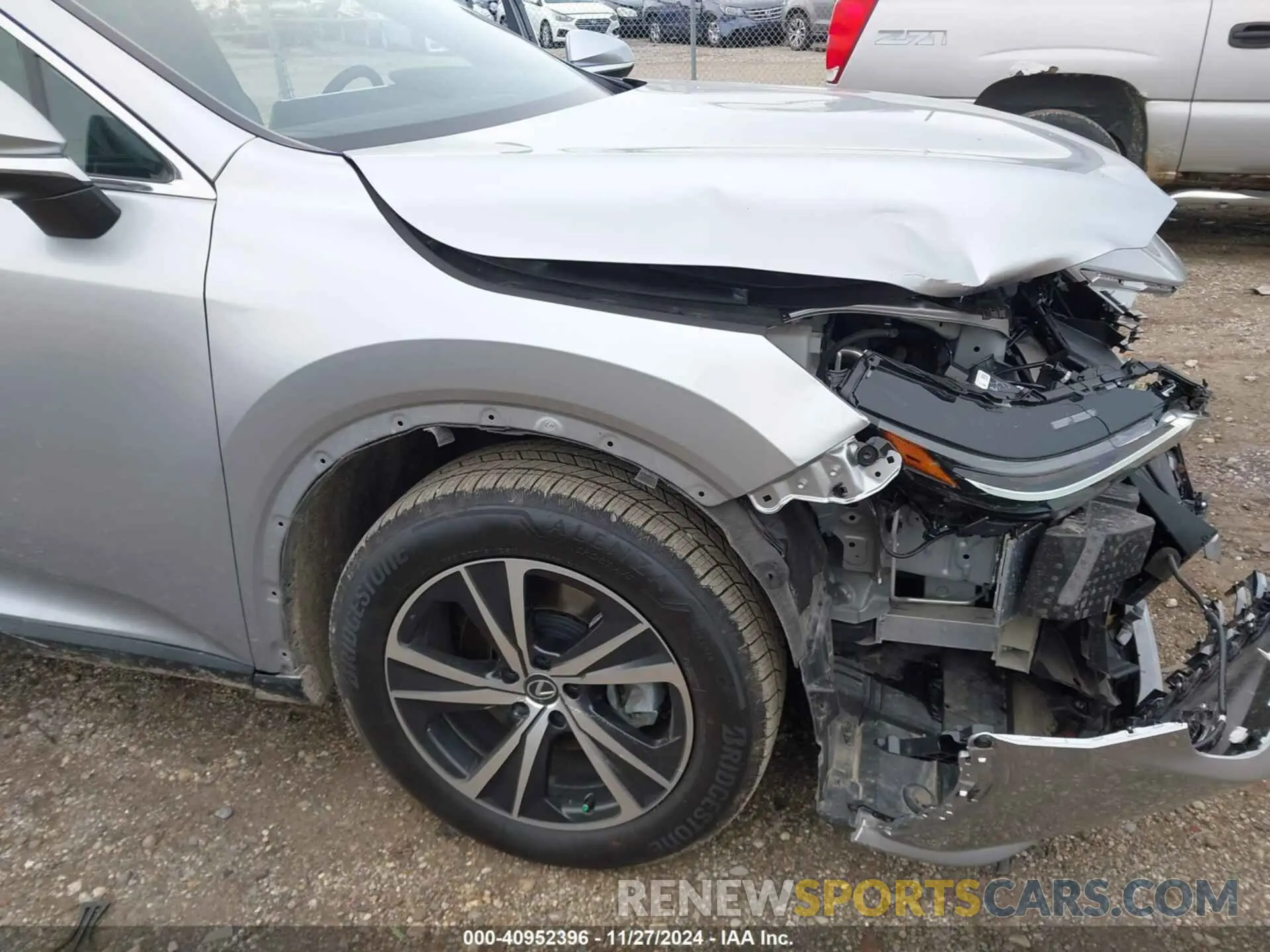 17 fotografías del automóvil dañado 2T2BAMCA6PC015552 LEXUS RX 350 2023