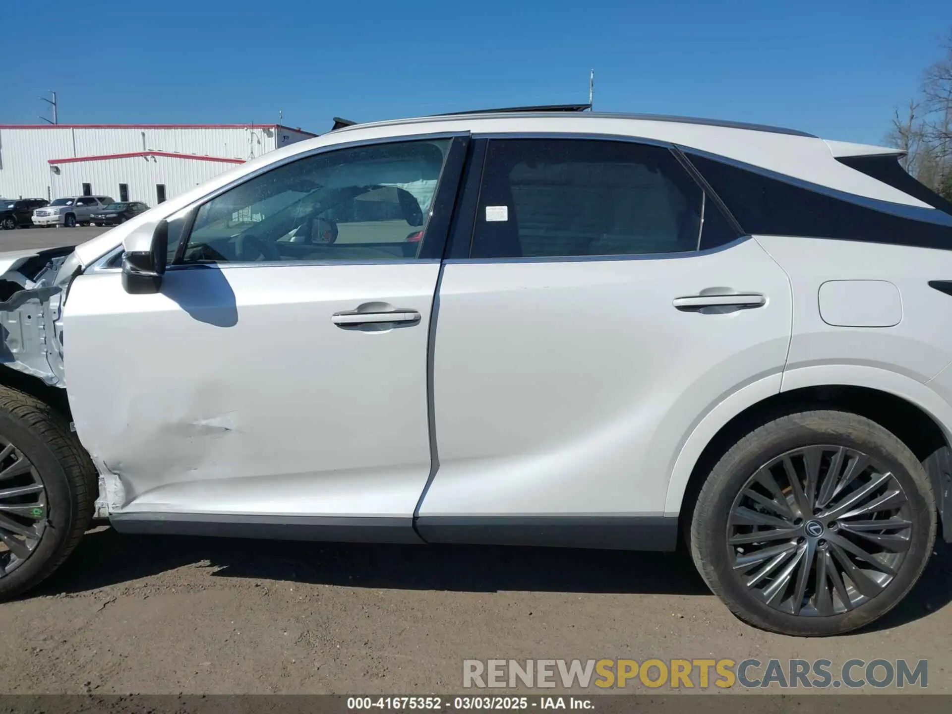 14 fotografías del automóvil dañado 2T2BAMCA7PC030674 LEXUS RX 350 2023