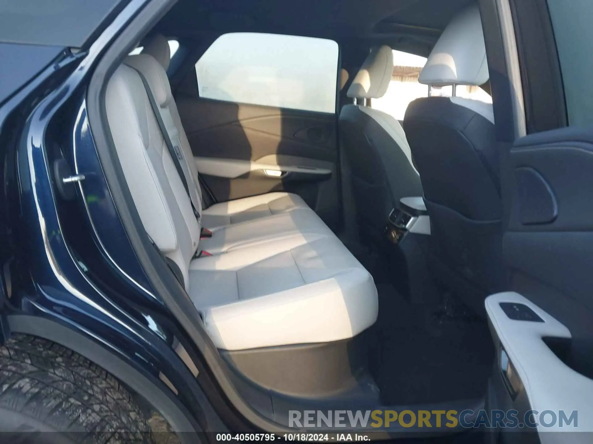 8 fotografías del automóvil dañado 2T2BAMCA8PC011213 LEXUS RX 350 2023