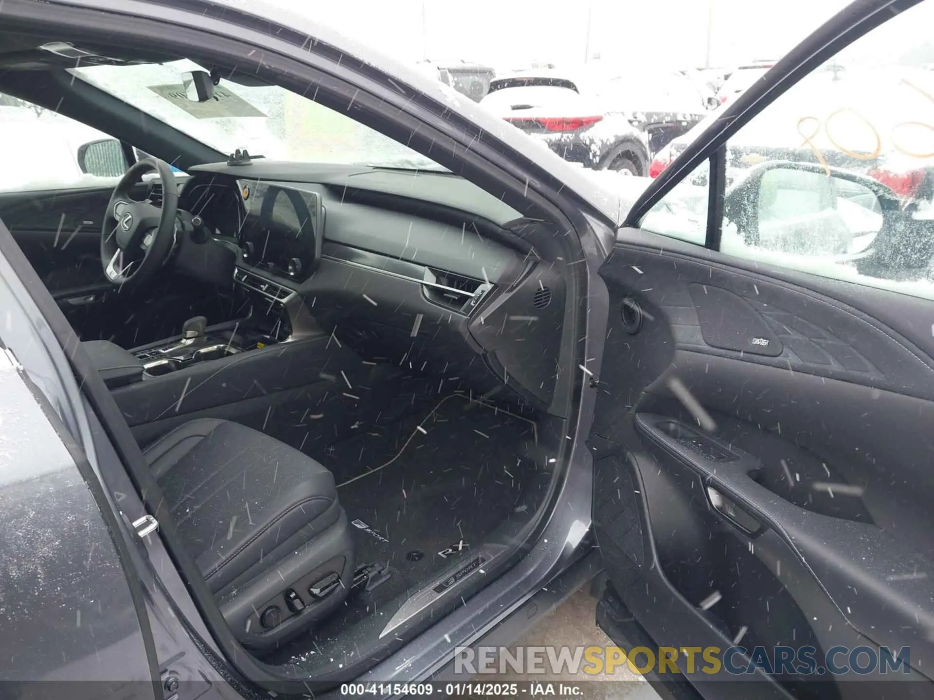 5 fotografías del automóvil dañado 2T2BAMCA8PC026214 LEXUS RX 350 2023