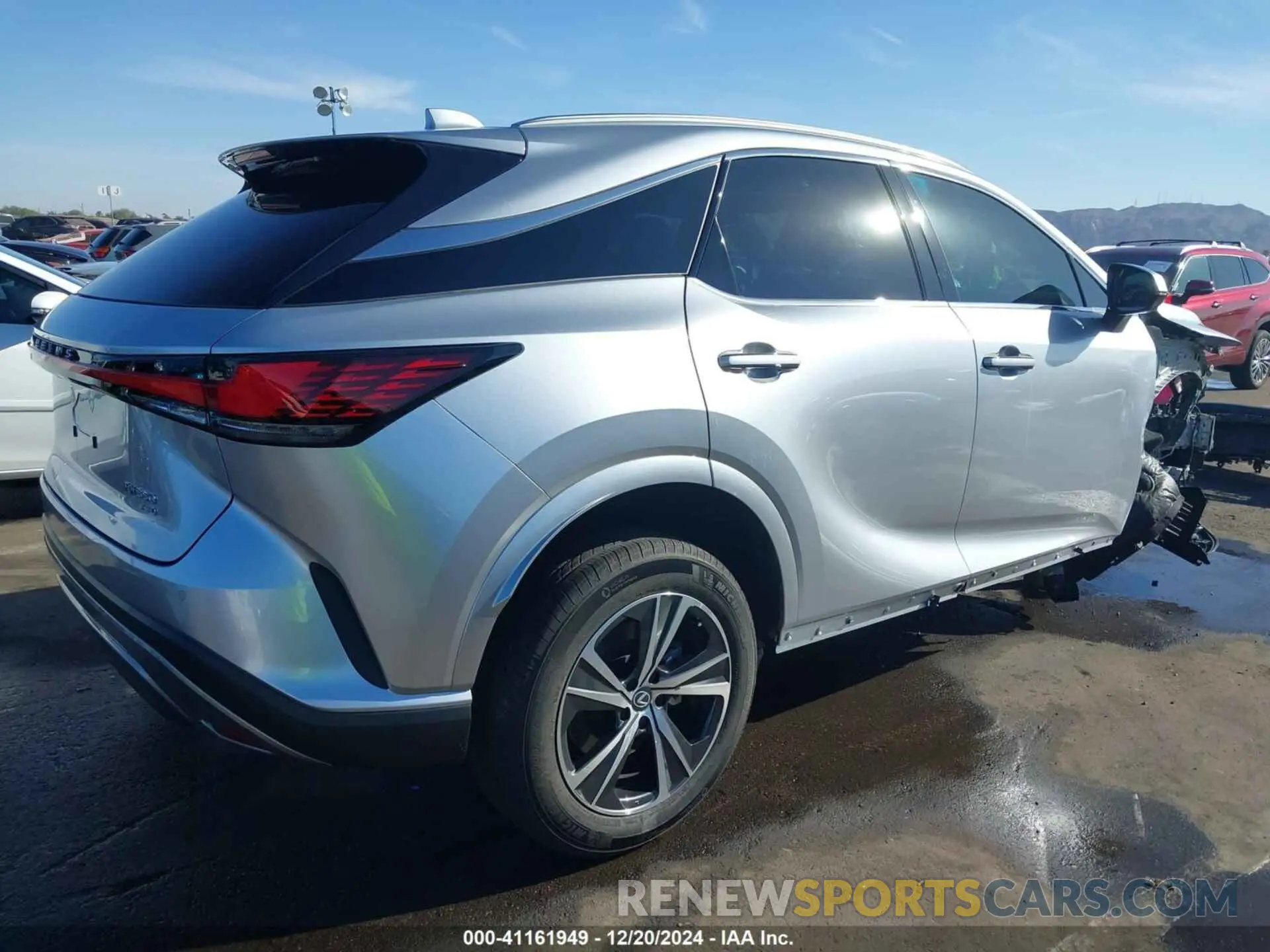 4 fotografías del automóvil dañado 2T2BAMCA8PC037486 LEXUS RX 350 2023