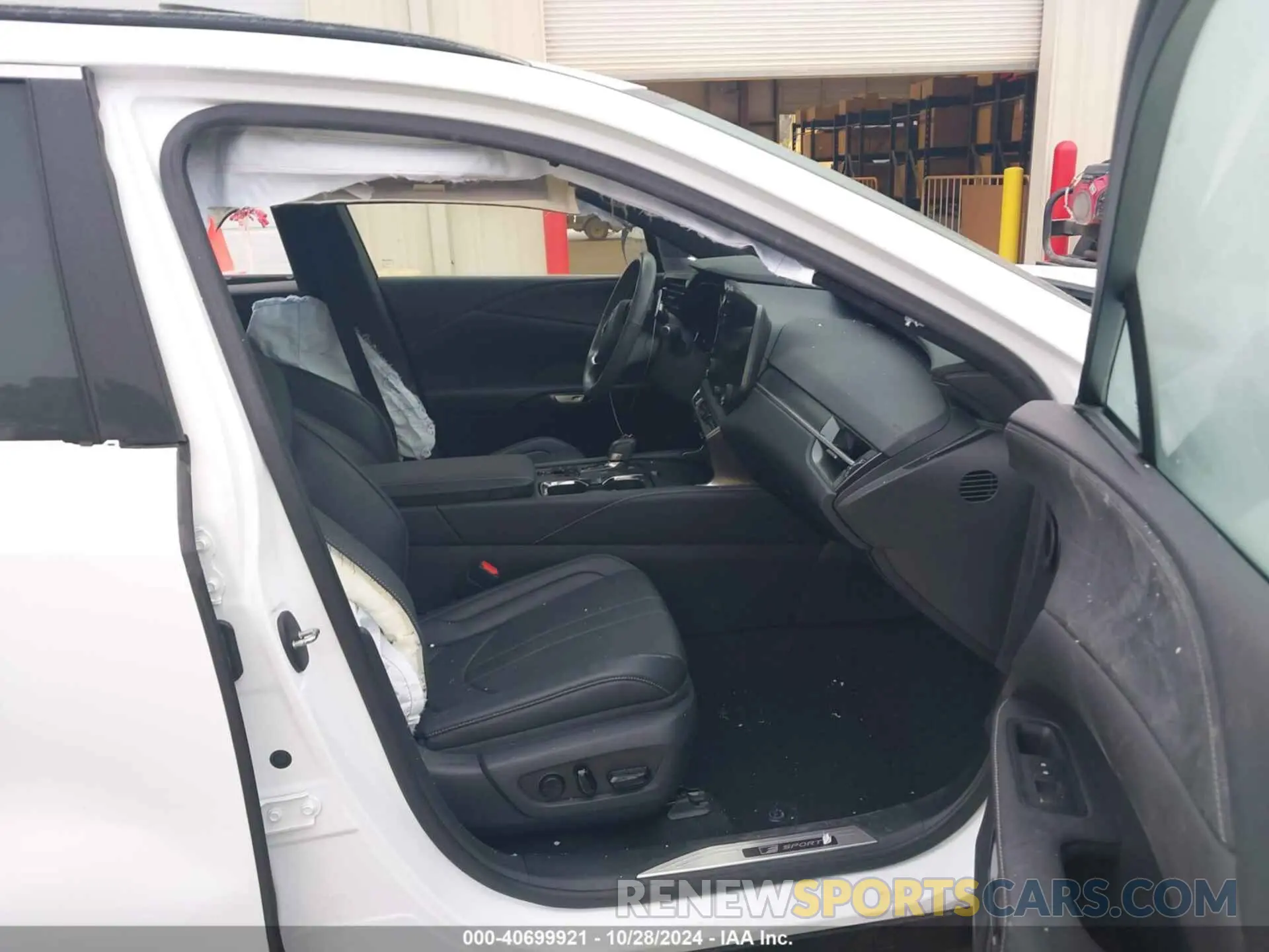 5 fotografías del automóvil dañado 2T2BAMCA9PC008580 LEXUS RX 350 2023