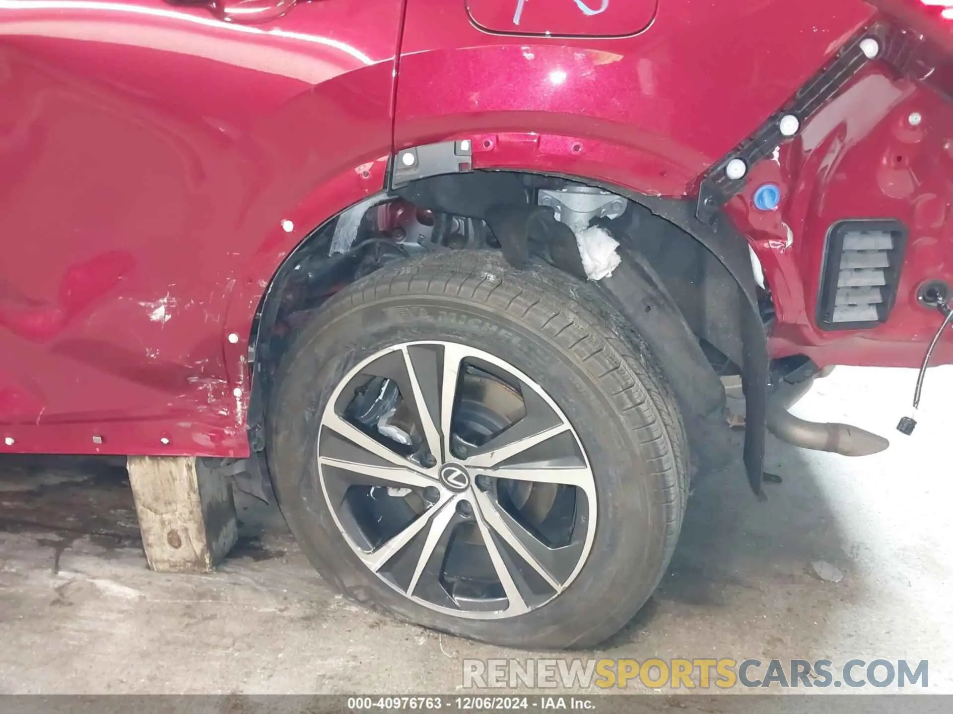 20 fotografías del automóvil dañado 2T2BAMCAXPC033620 LEXUS RX 350 2023