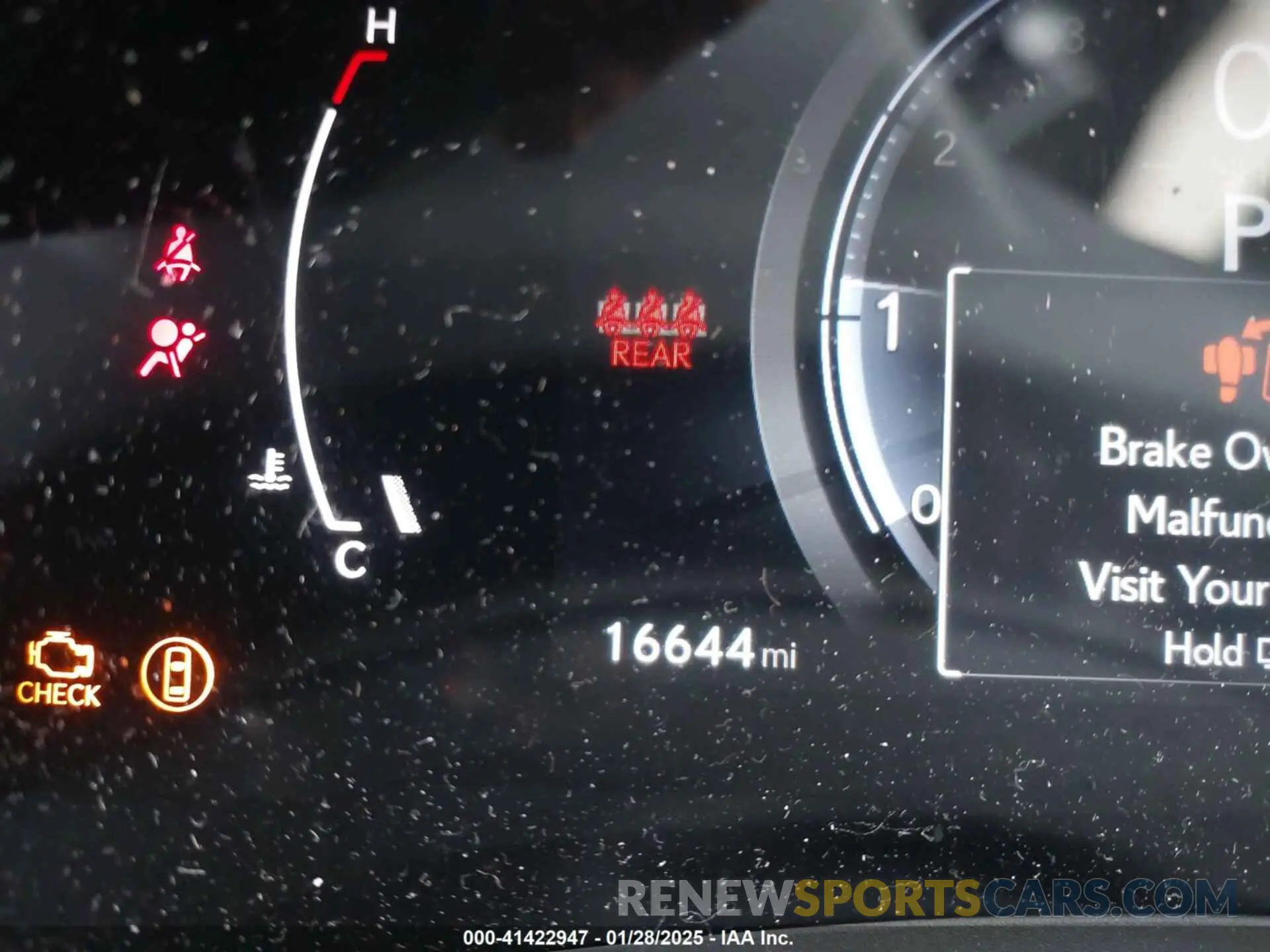 15 fotografías del automóvil dañado 2T2BAMBA2RC032577 LEXUS RX 350 2024