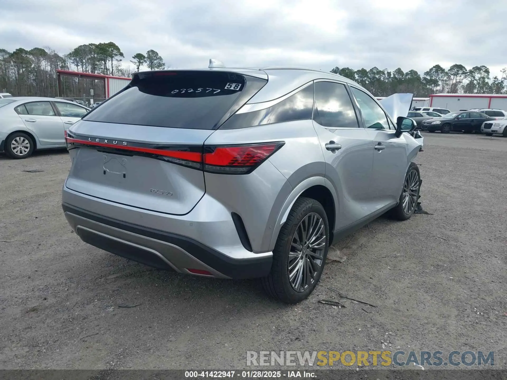 4 fotografías del automóvil dañado 2T2BAMBA2RC032577 LEXUS RX 350 2024