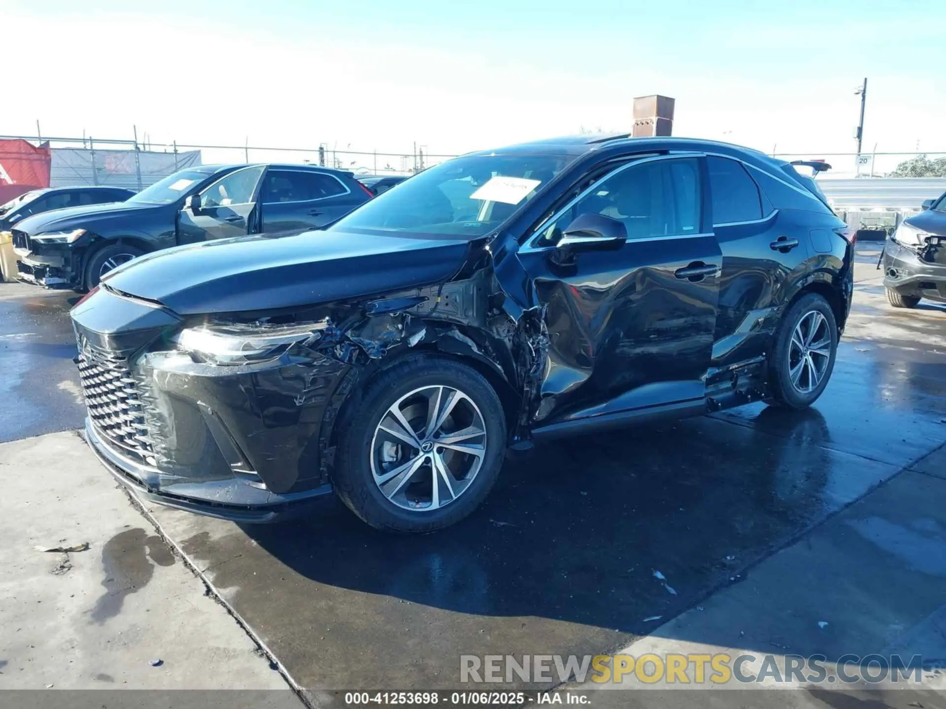 2 fotografías del automóvil dañado 2T2BAMBA4RC050742 LEXUS RX 350 2024