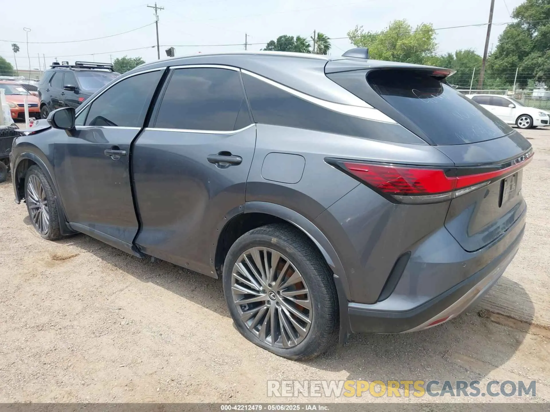 3 fotografías del automóvil dañado 2T2BAMBA6RC028869 LEXUS RX 350 2024