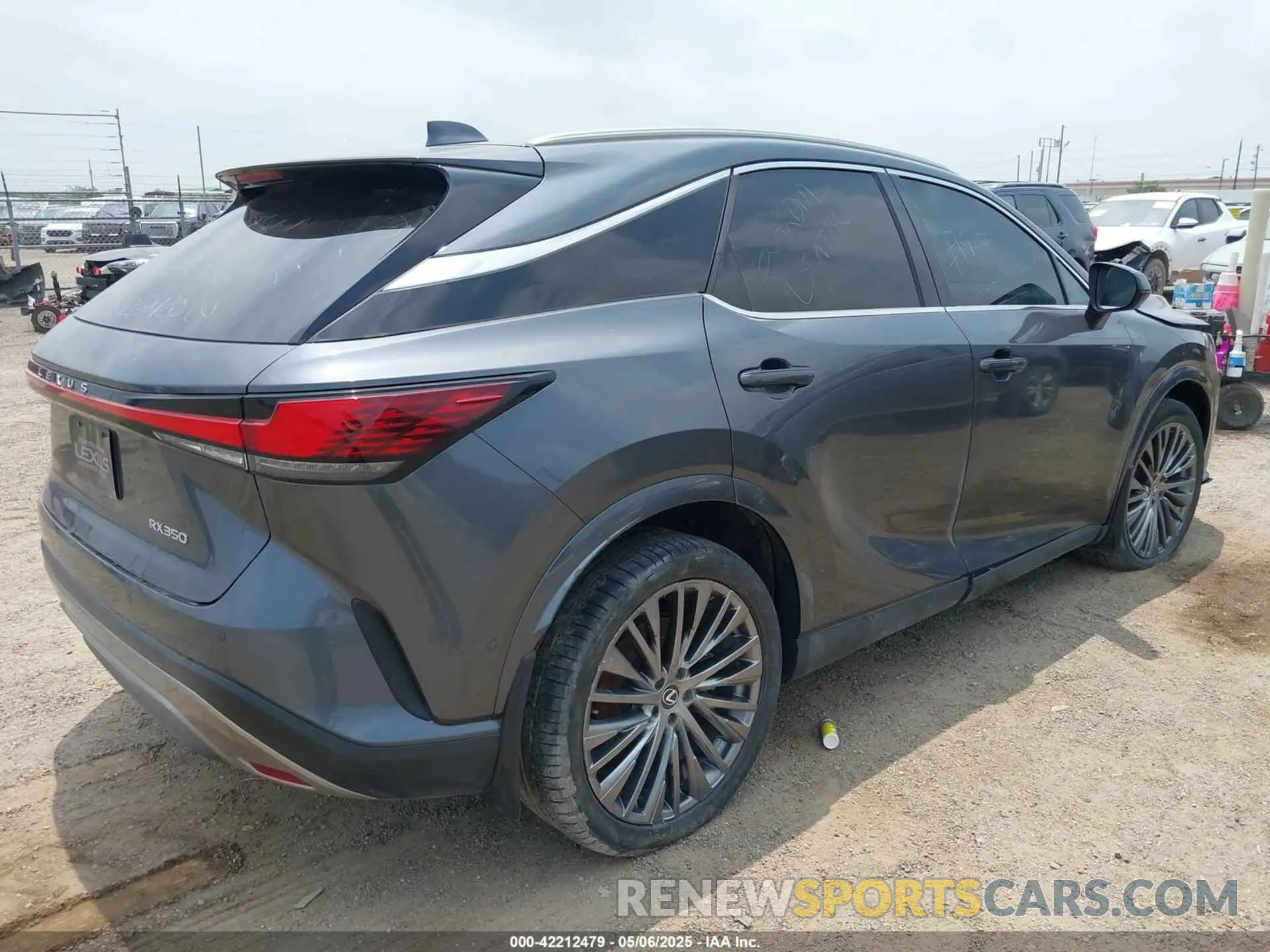 4 fotografías del automóvil dañado 2T2BAMBA6RC028869 LEXUS RX 350 2024
