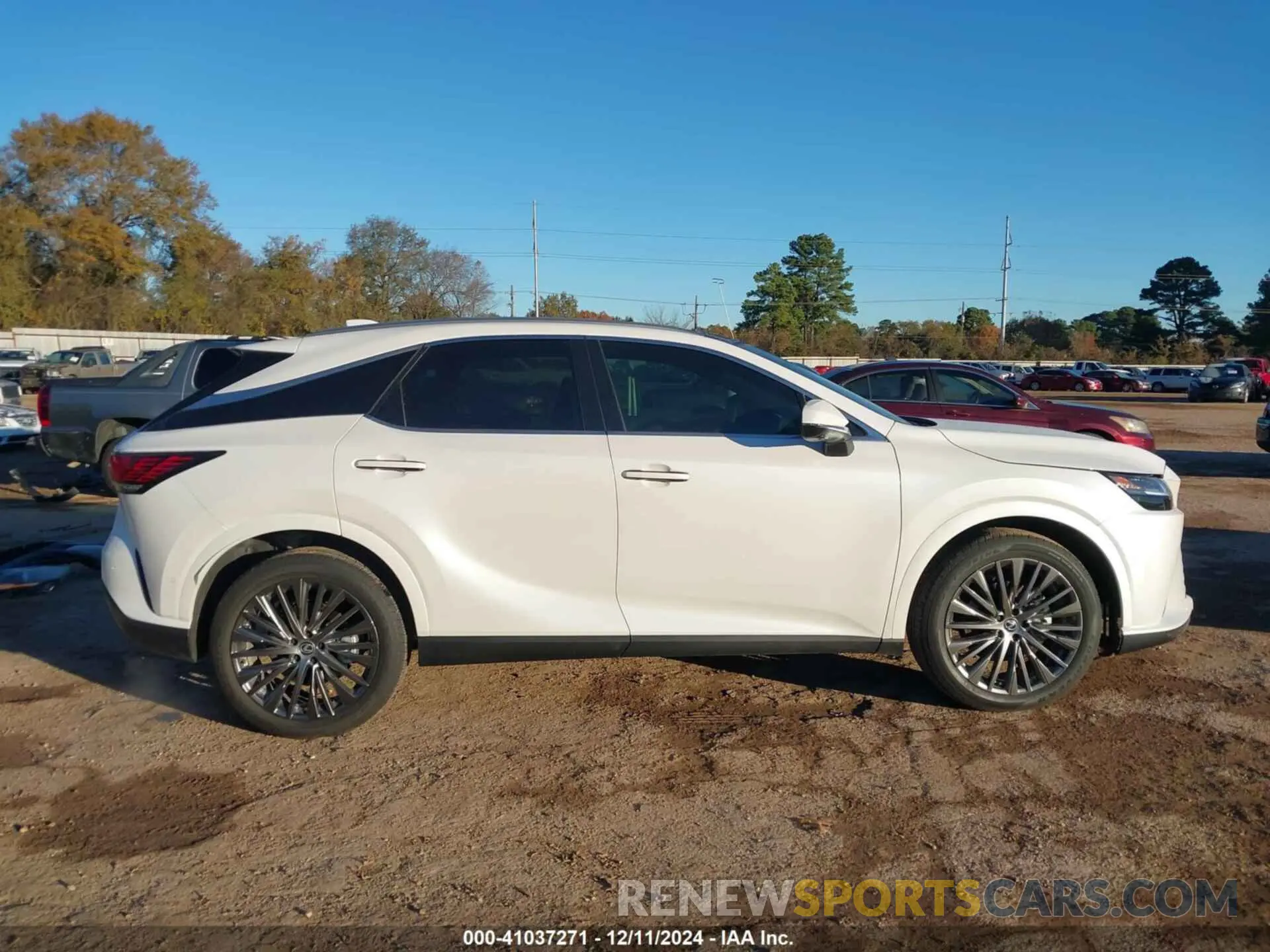 14 fotografías del automóvil dañado 2T2BAMBAXRC039650 LEXUS RX 350 2024