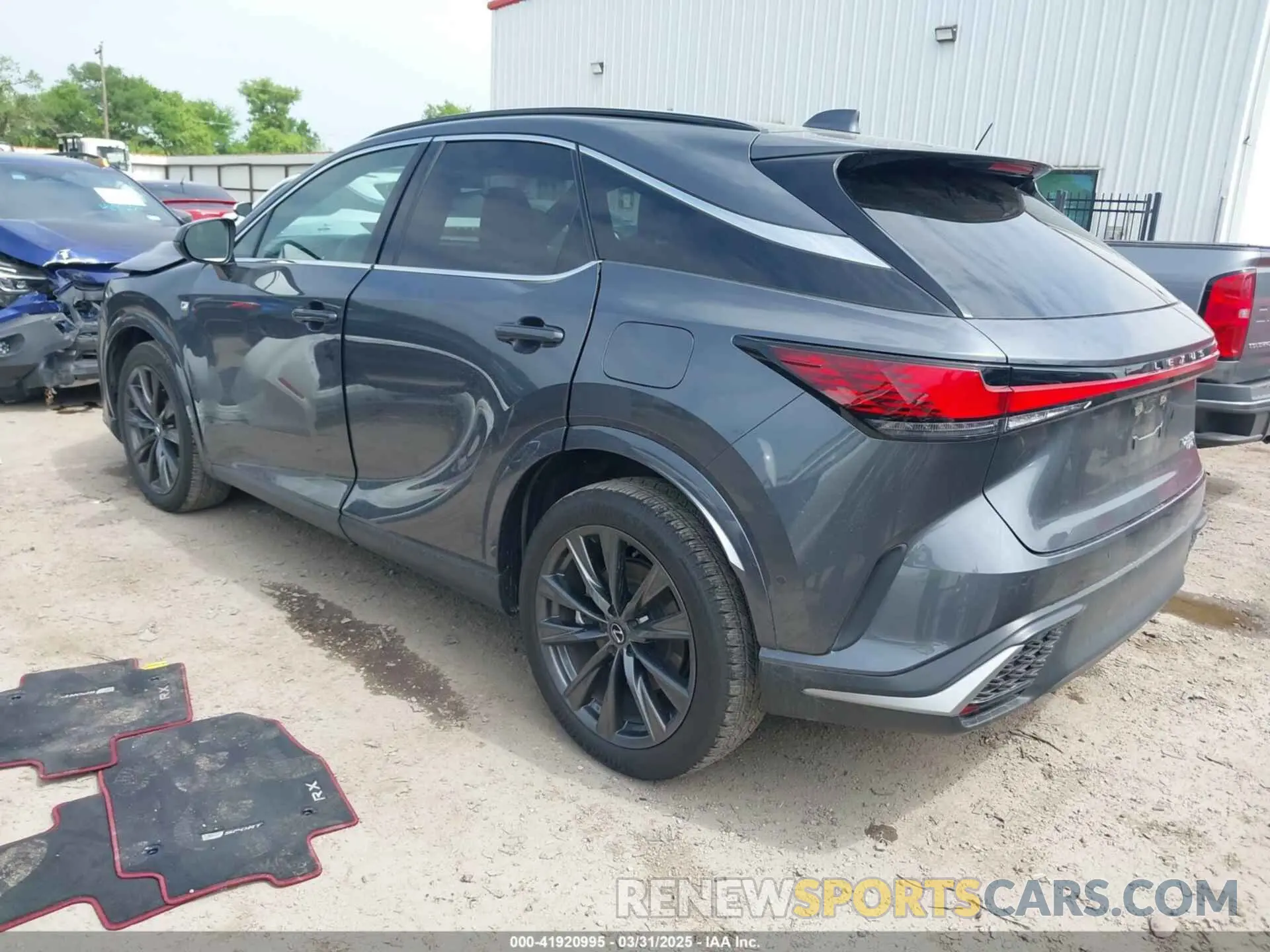3 fotografías del automóvil dañado 2T2BAMCA1RC057016 LEXUS RX 350 2024