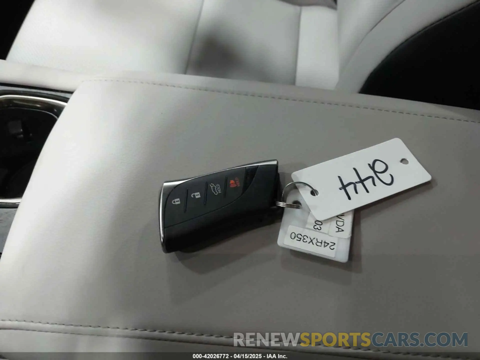 11 fotografías del automóvil dañado 2T2BAMCA2RC084662 LEXUS RX 350 2024