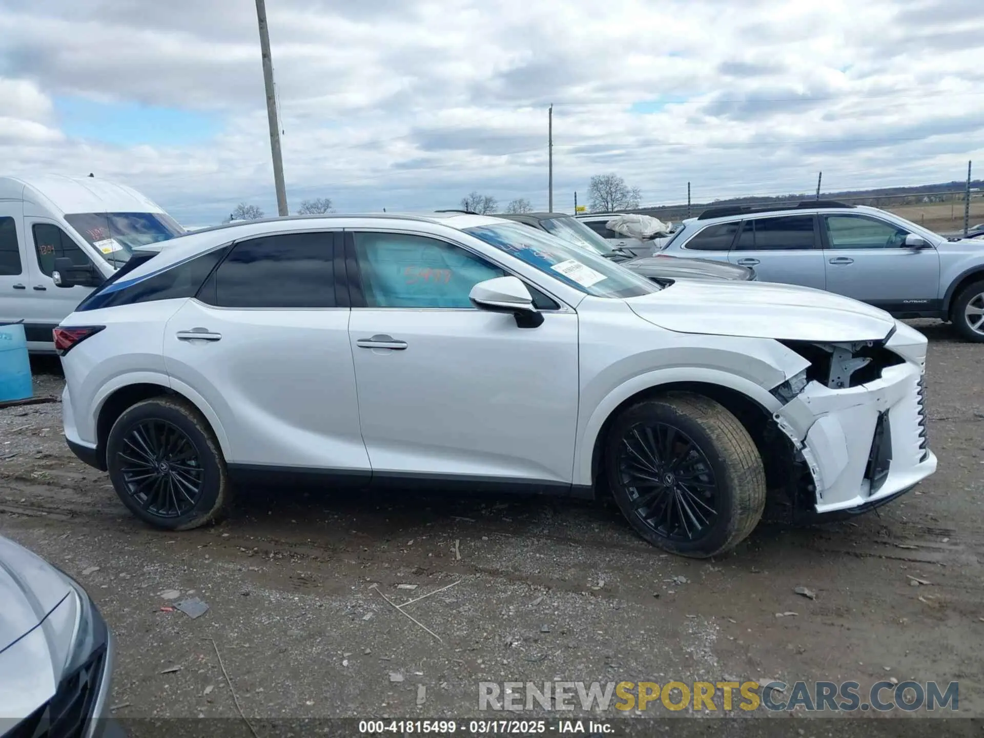 13 fotografías del automóvil dañado 2T2BAMCA3RC079065 LEXUS RX 350 2024