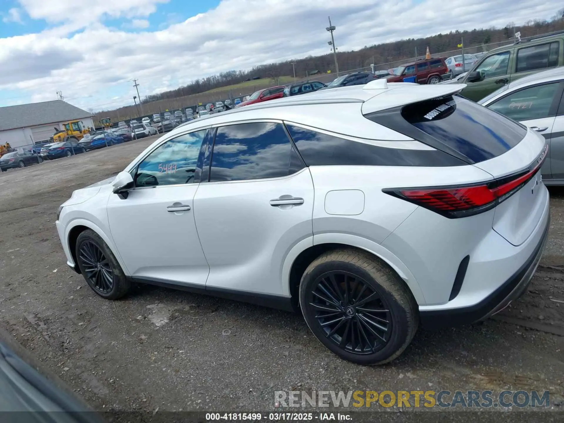 14 fotografías del automóvil dañado 2T2BAMCA3RC079065 LEXUS RX 350 2024