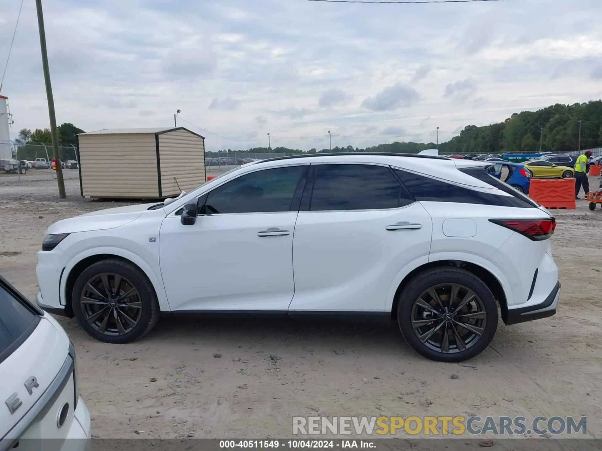 15 fotografías del automóvil dañado 2T2BAMCA4RC072738 LEXUS RX 350 2024