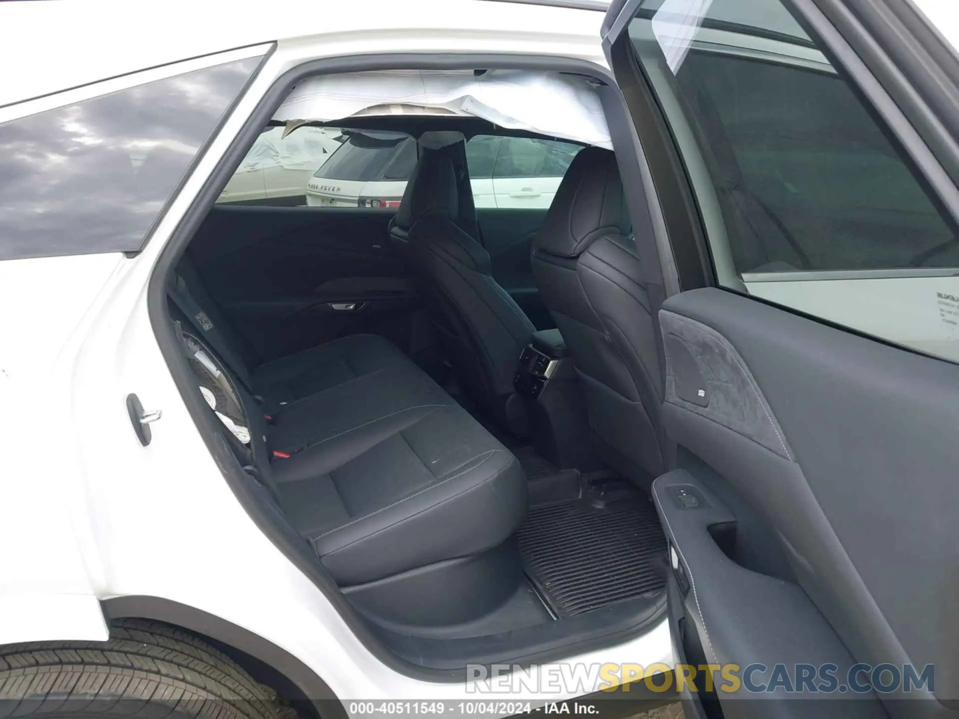 8 fotografías del automóvil dañado 2T2BAMCA4RC072738 LEXUS RX 350 2024