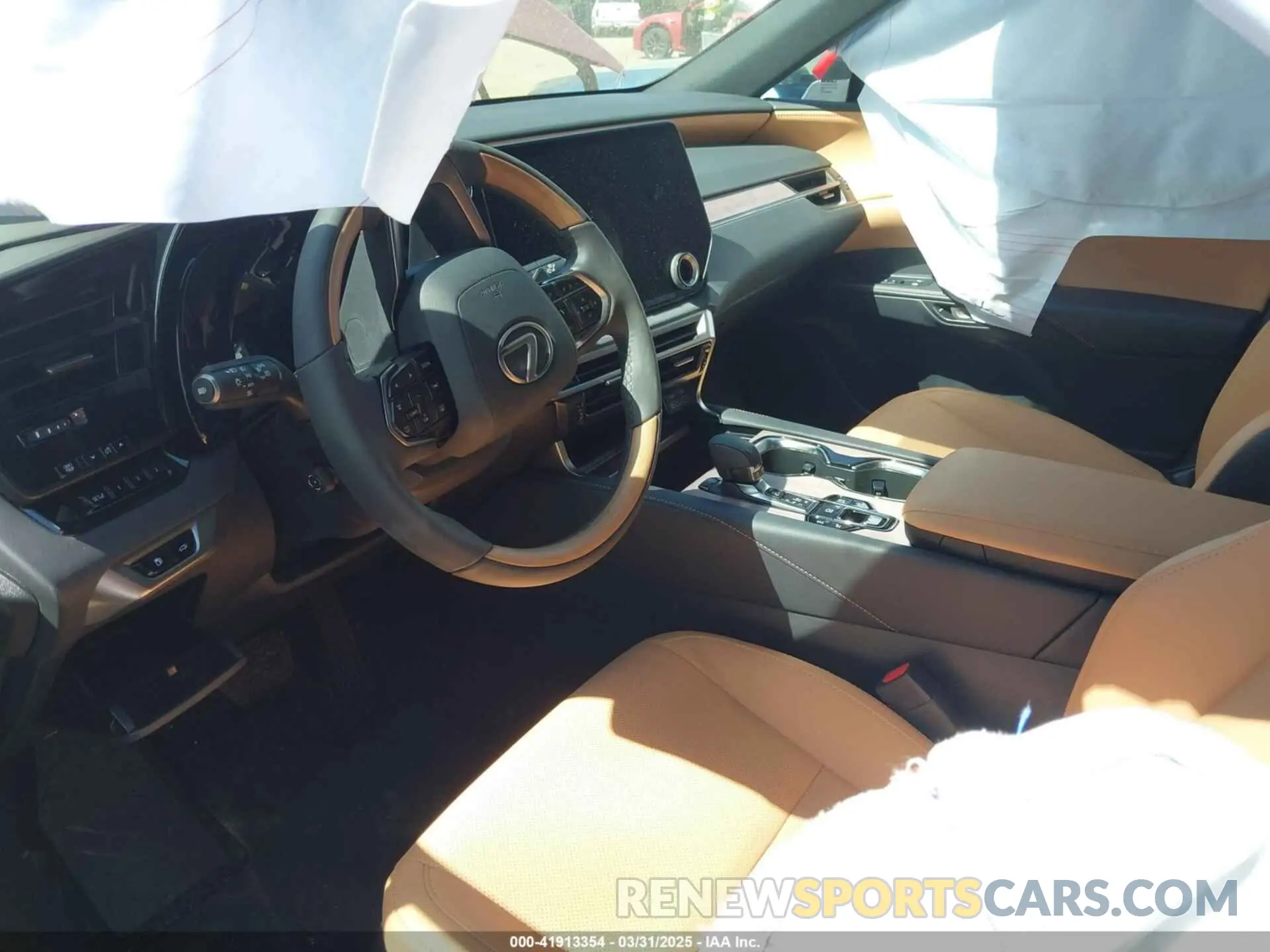 5 fotografías del automóvil dañado 2T2BAMCA9RC079250 LEXUS RX 350 2024