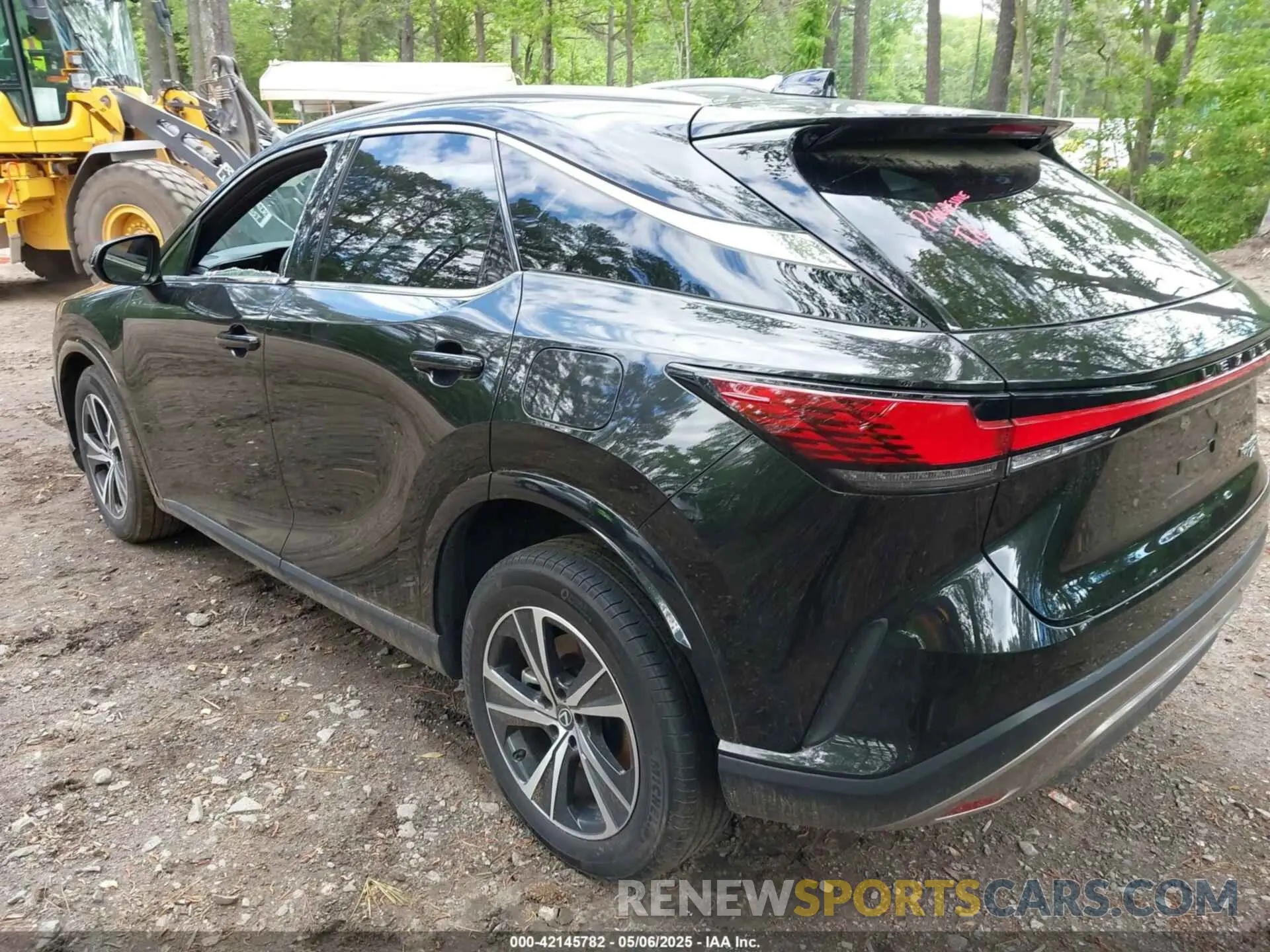 3 fotografías del automóvil dañado 2T2BAMCAXRC038674 LEXUS RX 350 2024