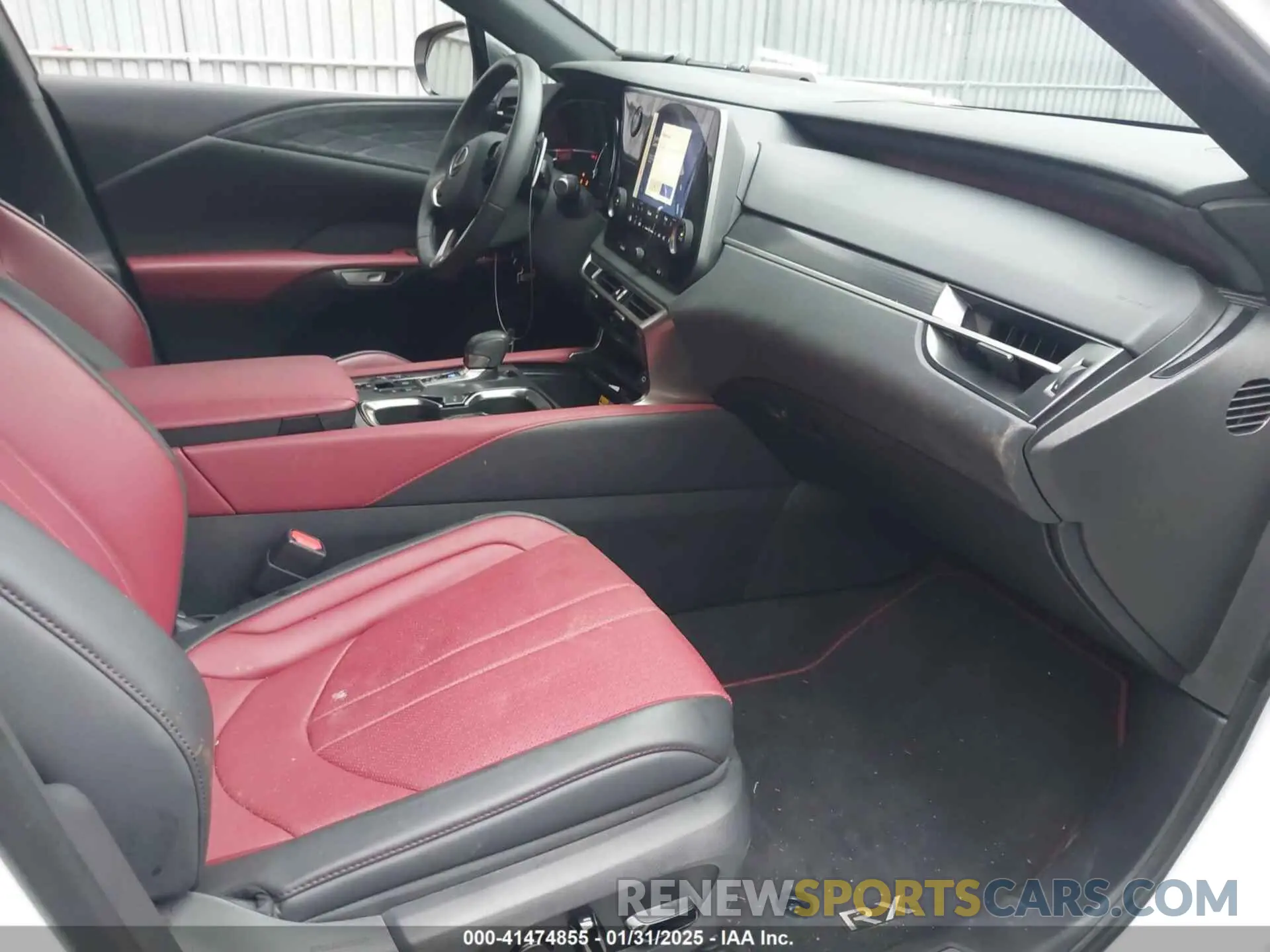 5 fotografías del automóvil dañado 2T2BAMCAXRC071786 LEXUS RX 350 2024
